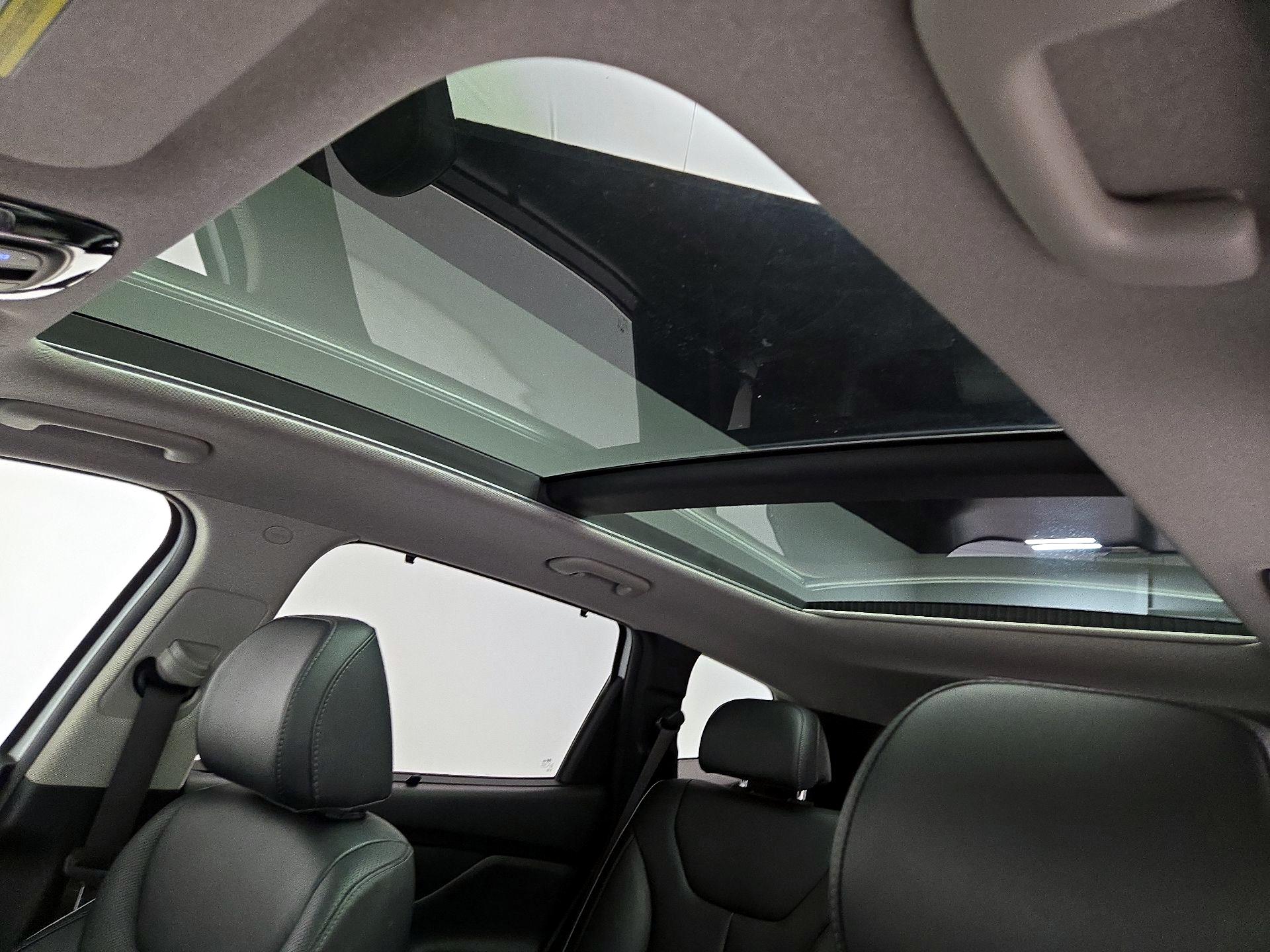 Thumbnail: 2023 Hyundai Santa Fe - 20