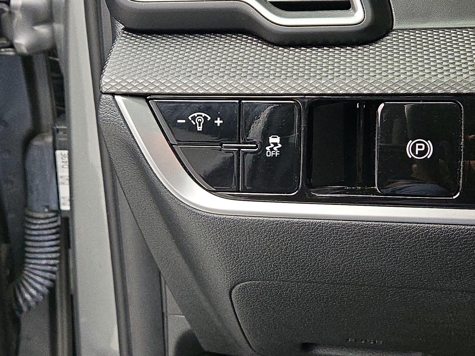 Thumbnail: 2024 Kia Sportage - 13