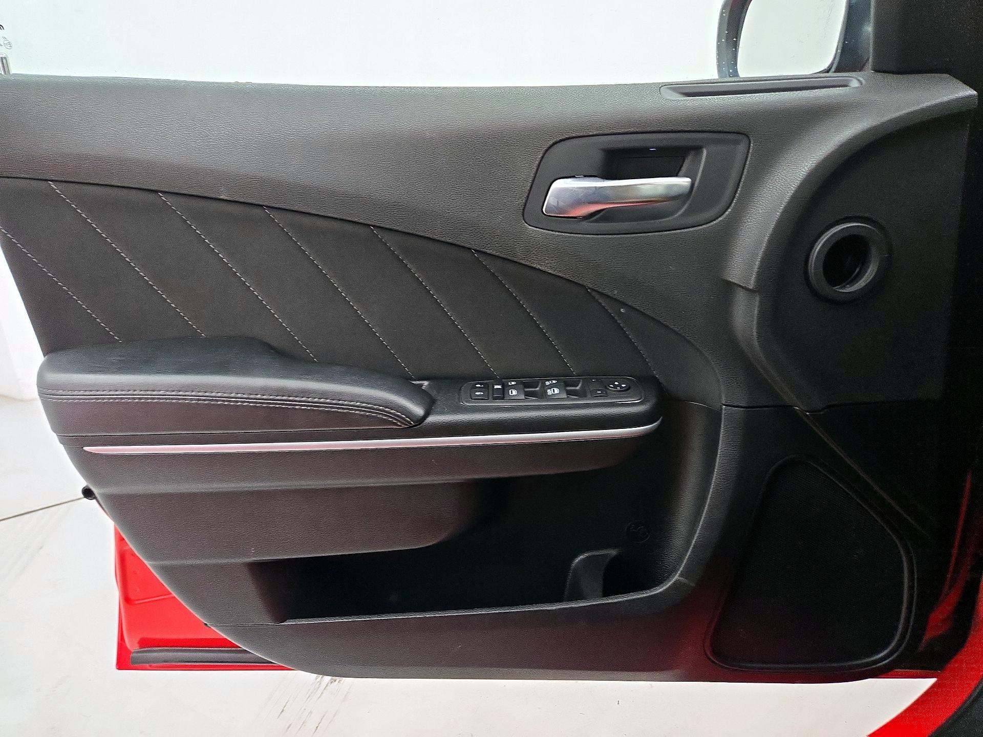 Thumbnail: 2022 Dodge Charger - 12