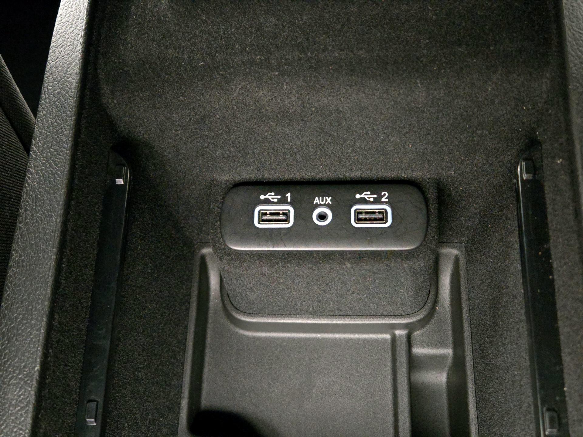 Thumbnail: 2022 Dodge Charger - 18