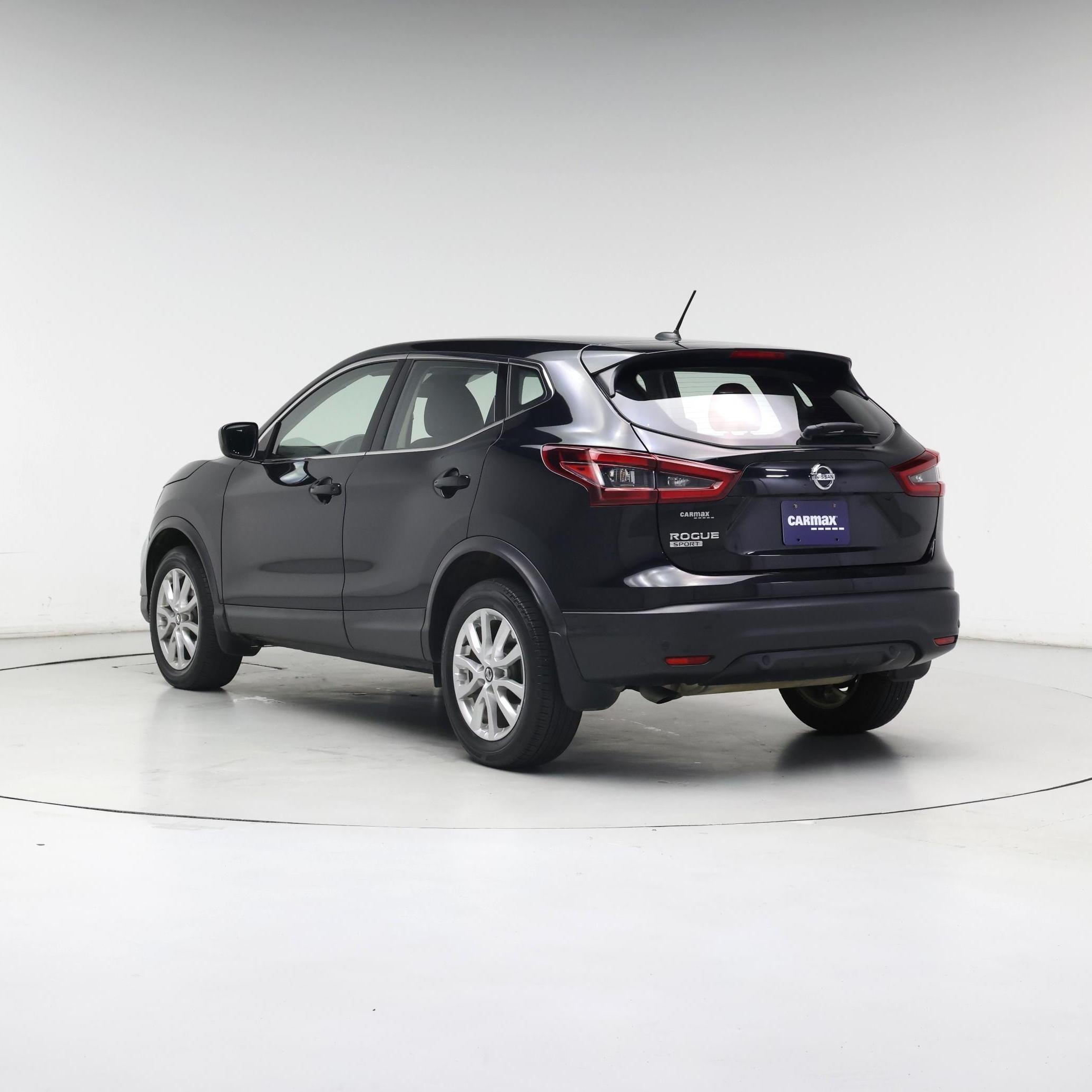 Thumbnail: 2022 Nissan Rogue Sport - 2