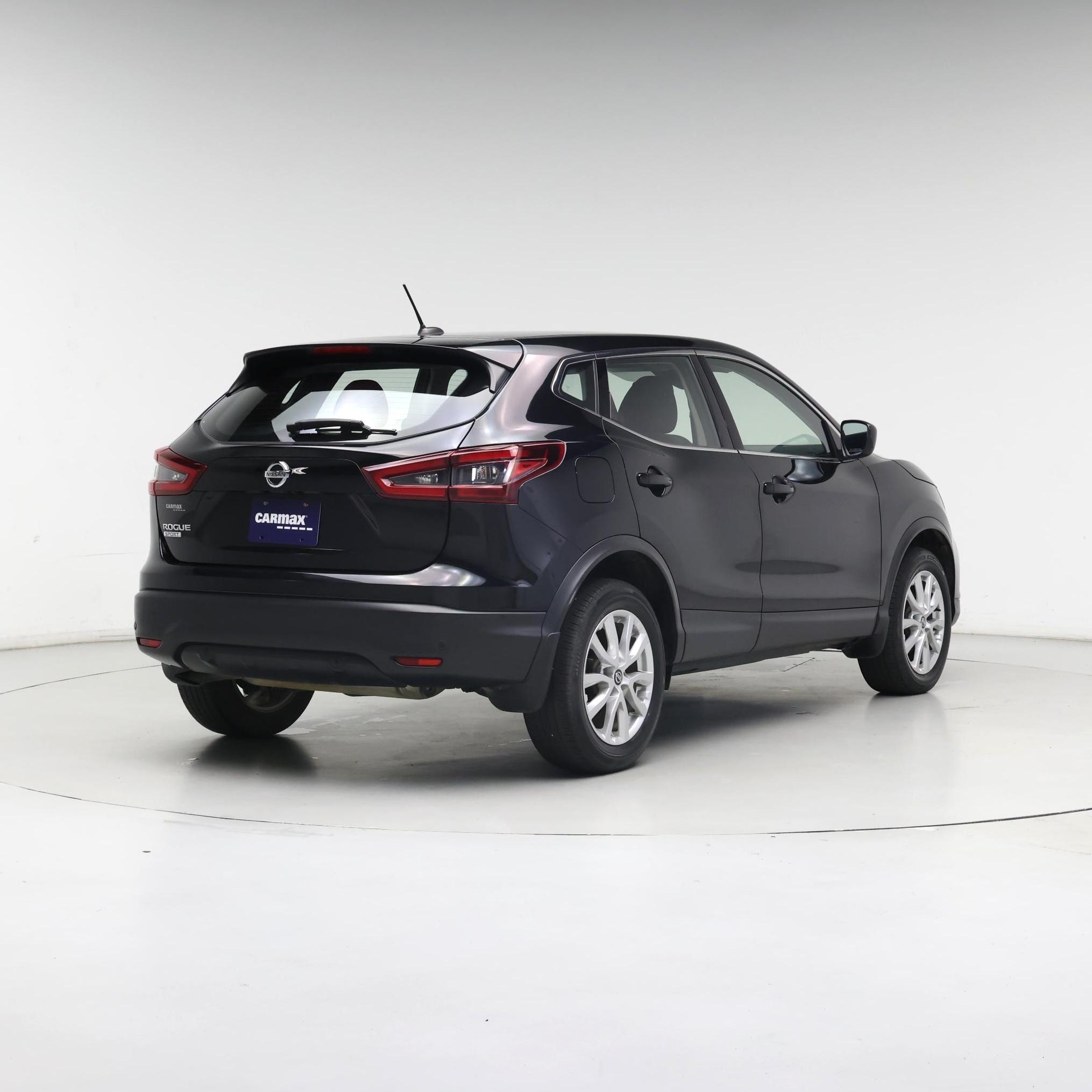Thumbnail: 2022 Nissan Rogue Sport - 8