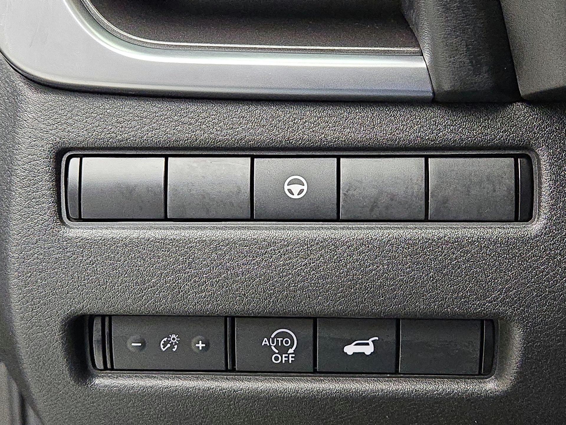 Thumbnail: 2023 Nissan Rogue - 13