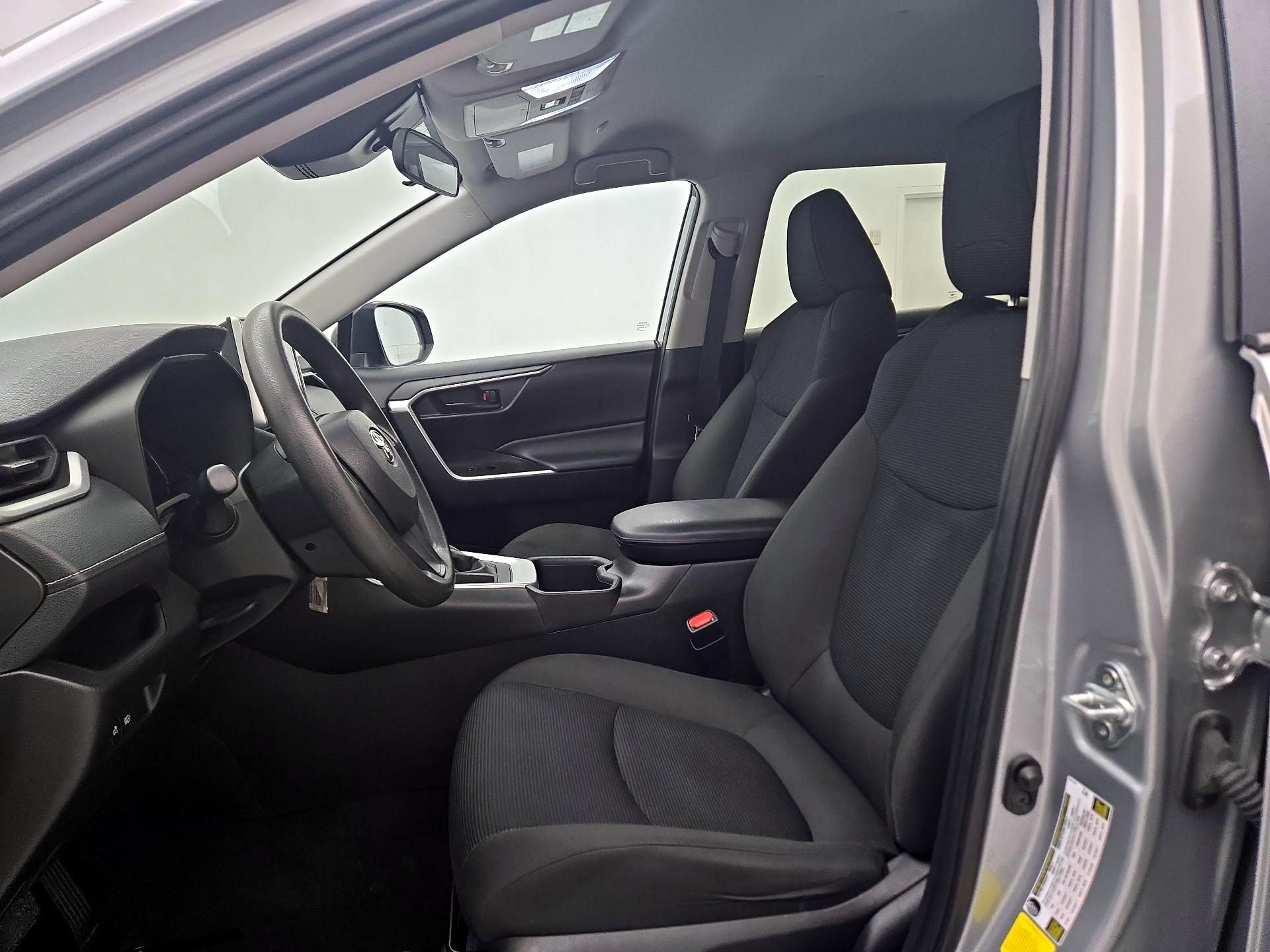 Thumbnail: 2024 Toyota RAV4 - 11