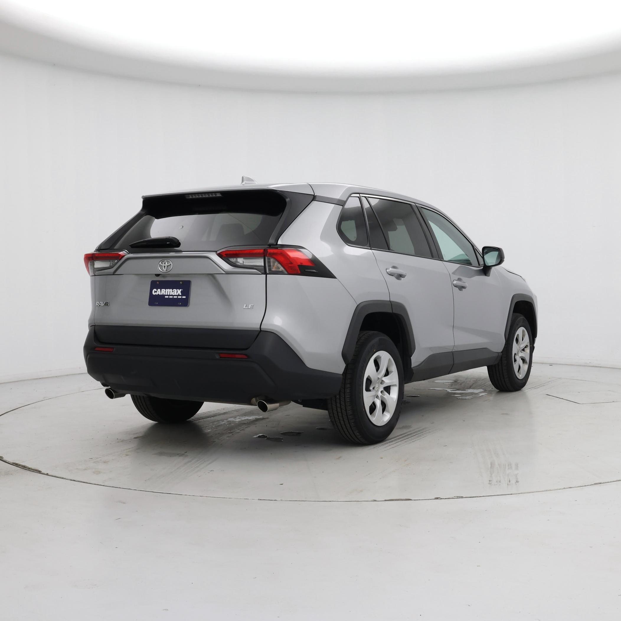 Thumbnail: 2024 Toyota RAV4 - 8