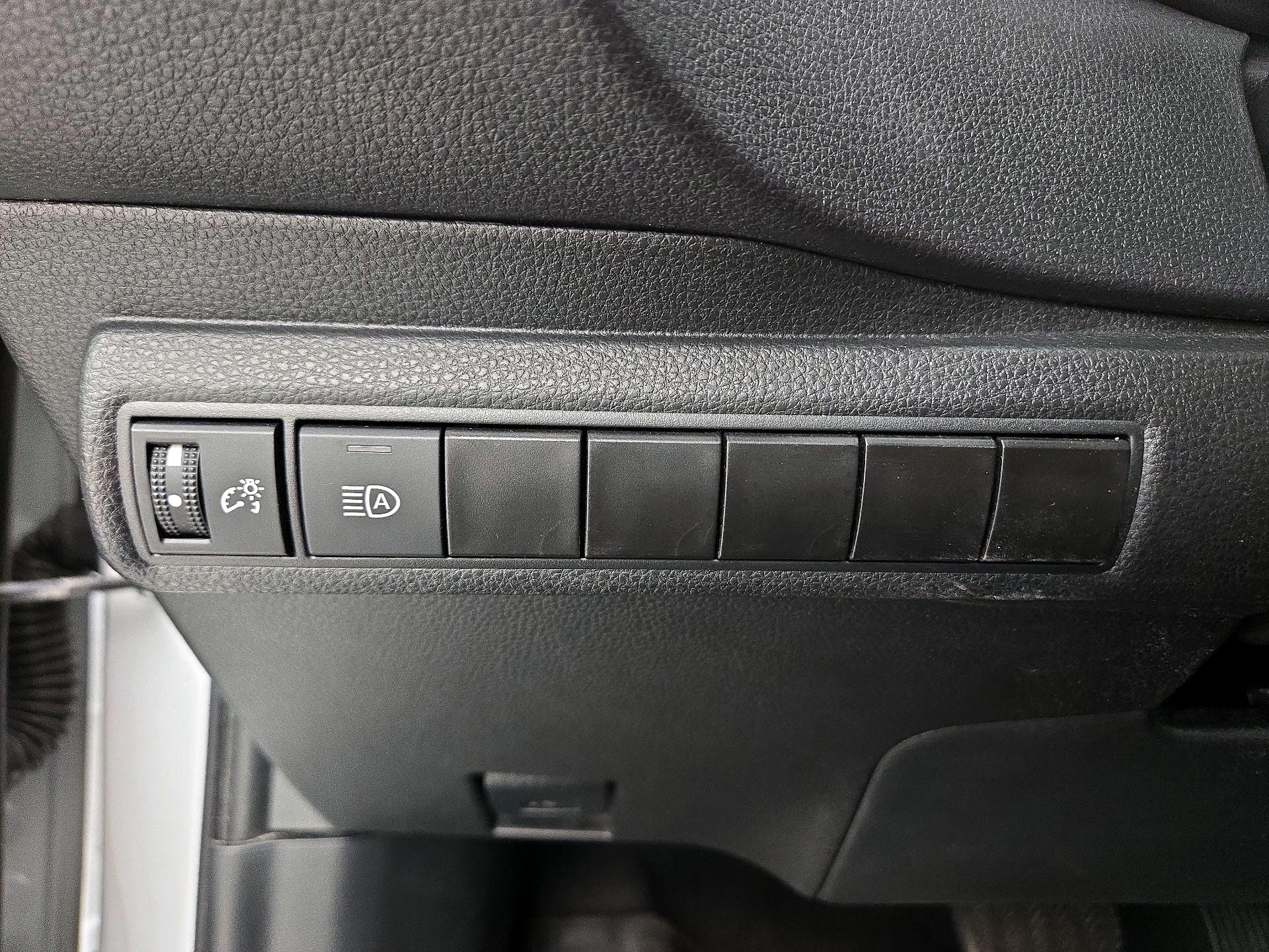 Thumbnail: 2024 Toyota Corolla - 13