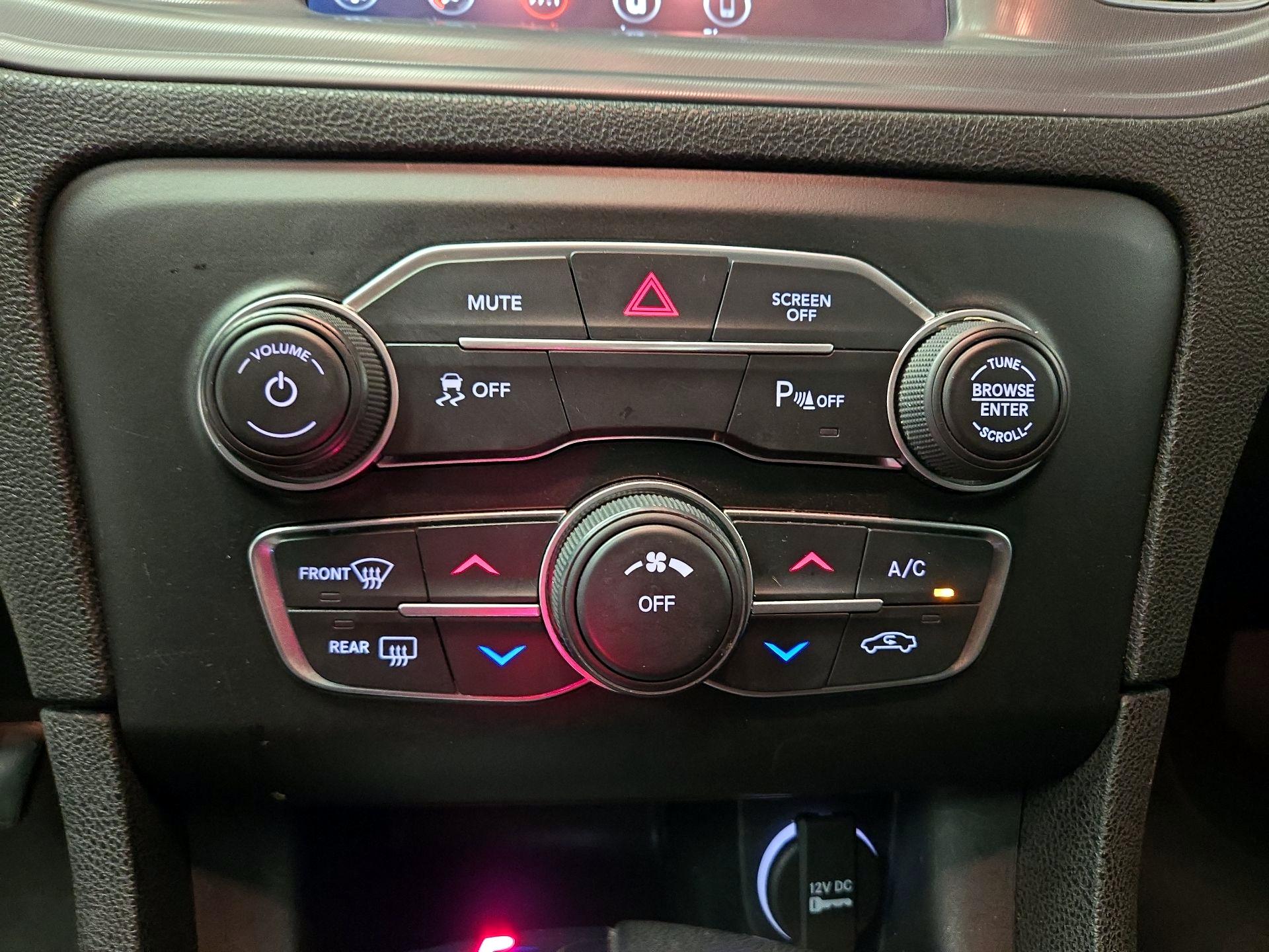 Thumbnail: 2023 Dodge Charger - 16