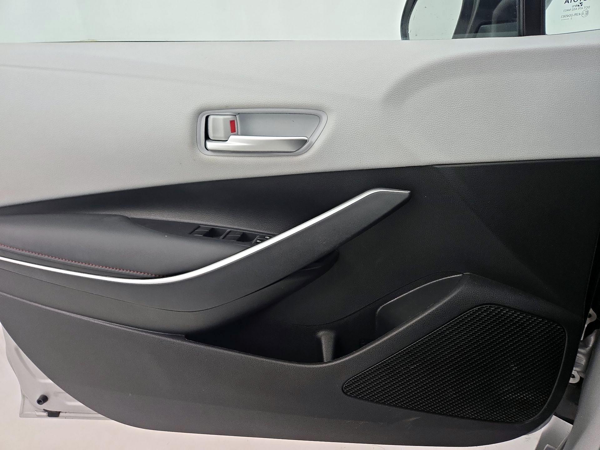 Thumbnail: 2023 Toyota Corolla - 12