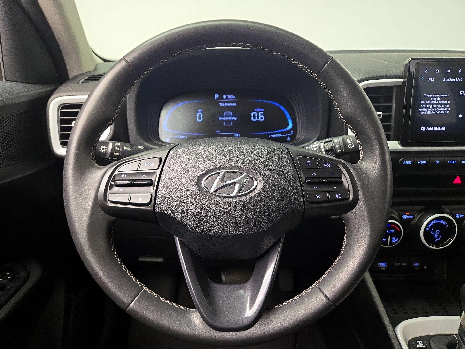 Thumbnail: 2024 Hyundai Venue - 10
