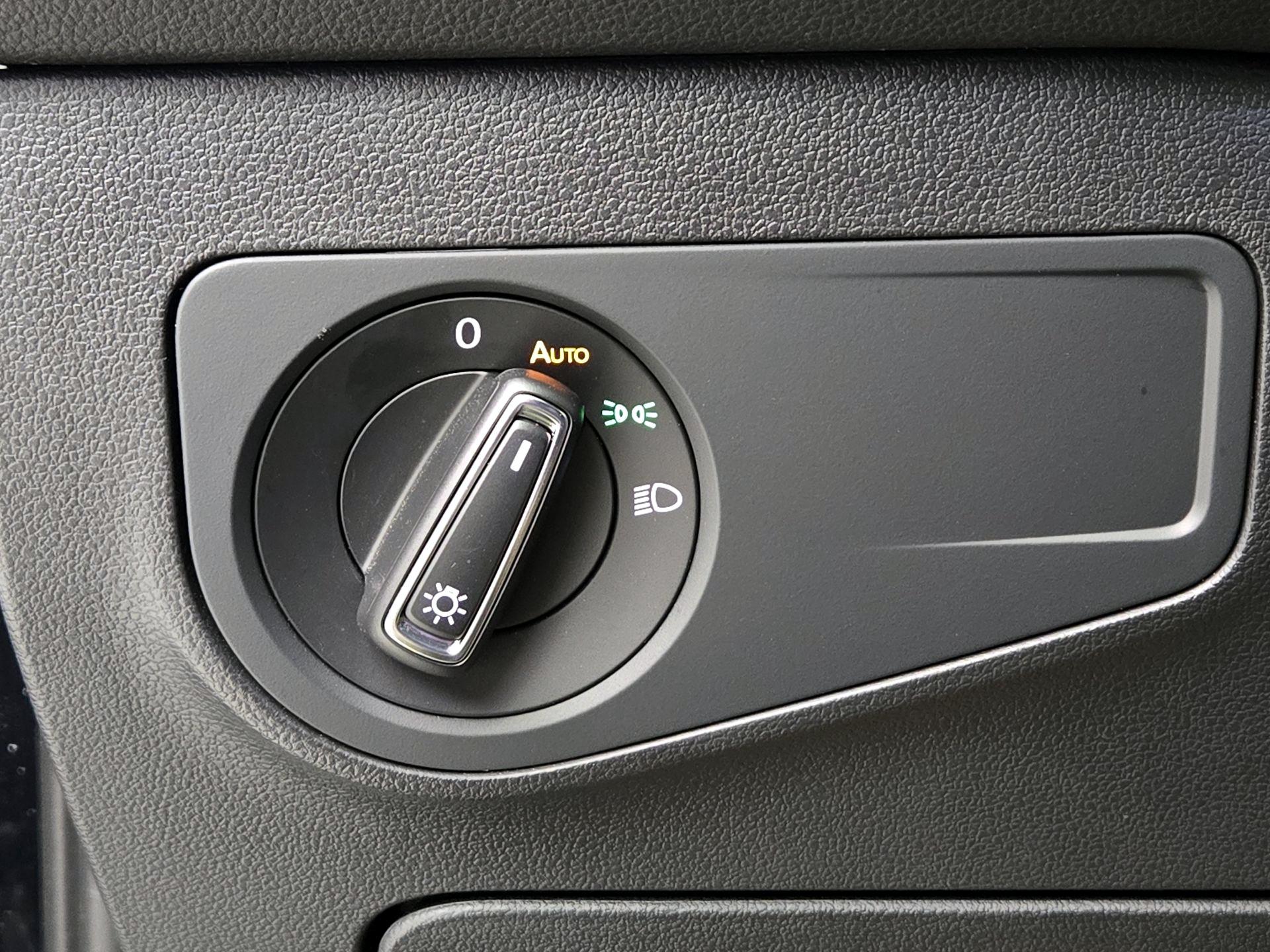 Thumbnail: 2023 Volkswagen Tiguan - 13