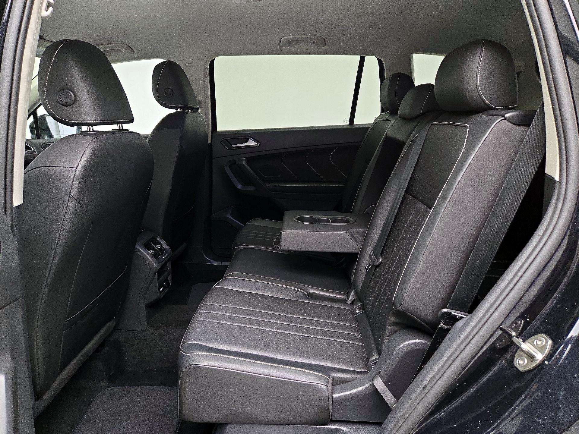 Thumbnail: 2023 Volkswagen Tiguan - 19