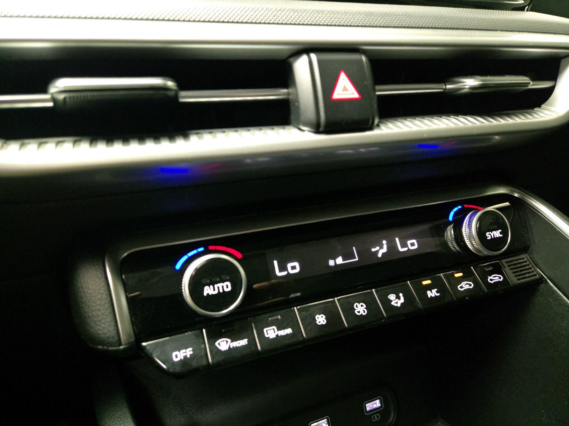 Thumbnail: 2021 Kia K5 - 16