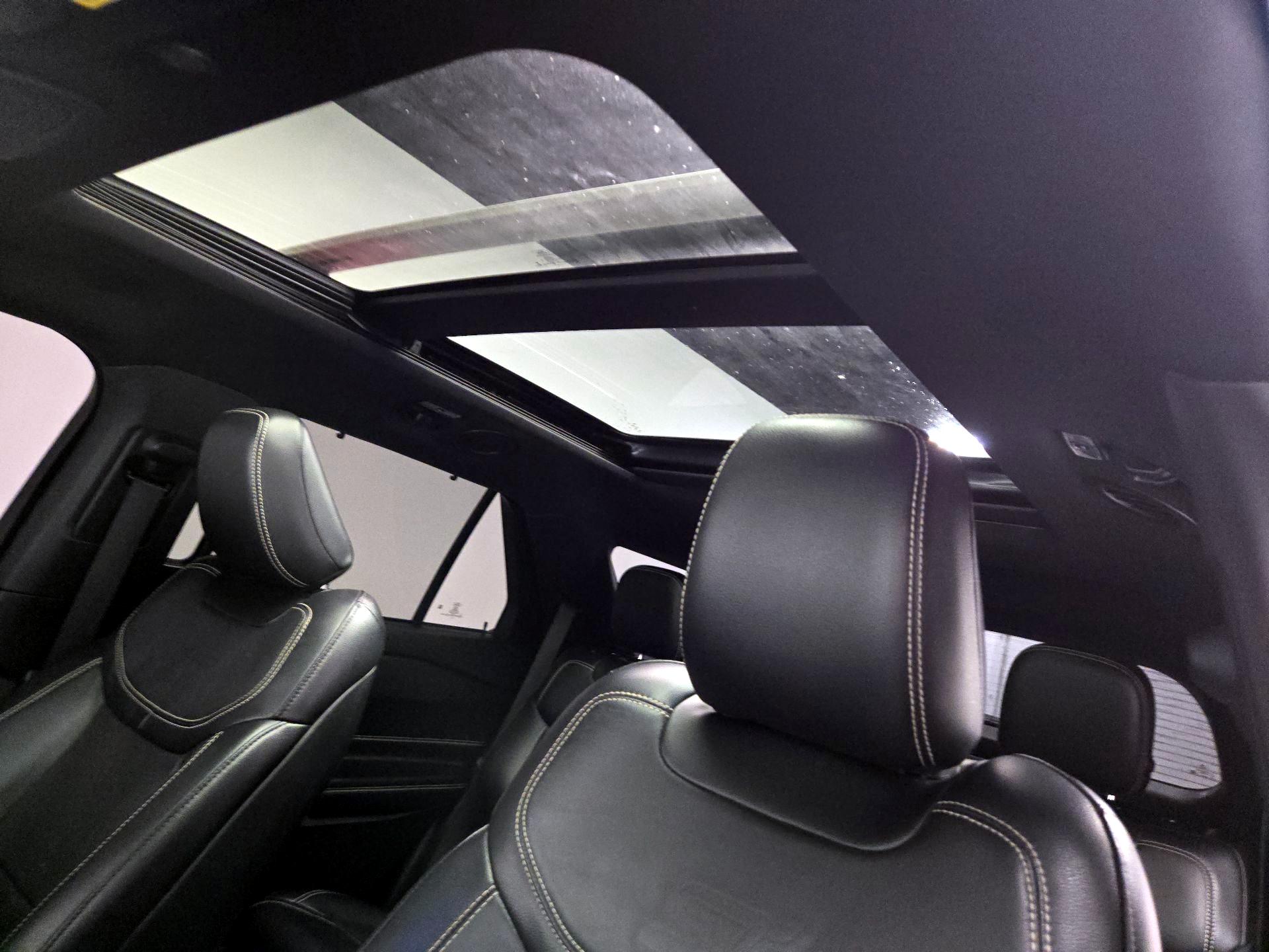 Thumbnail: 2020 Ford Explorer - 20