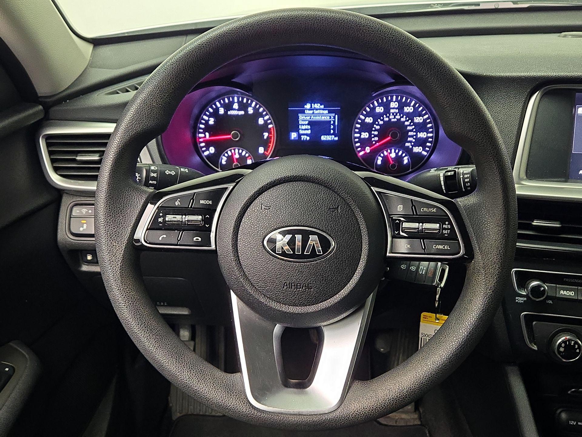 Thumbnail: 2019 Kia Optima - 10