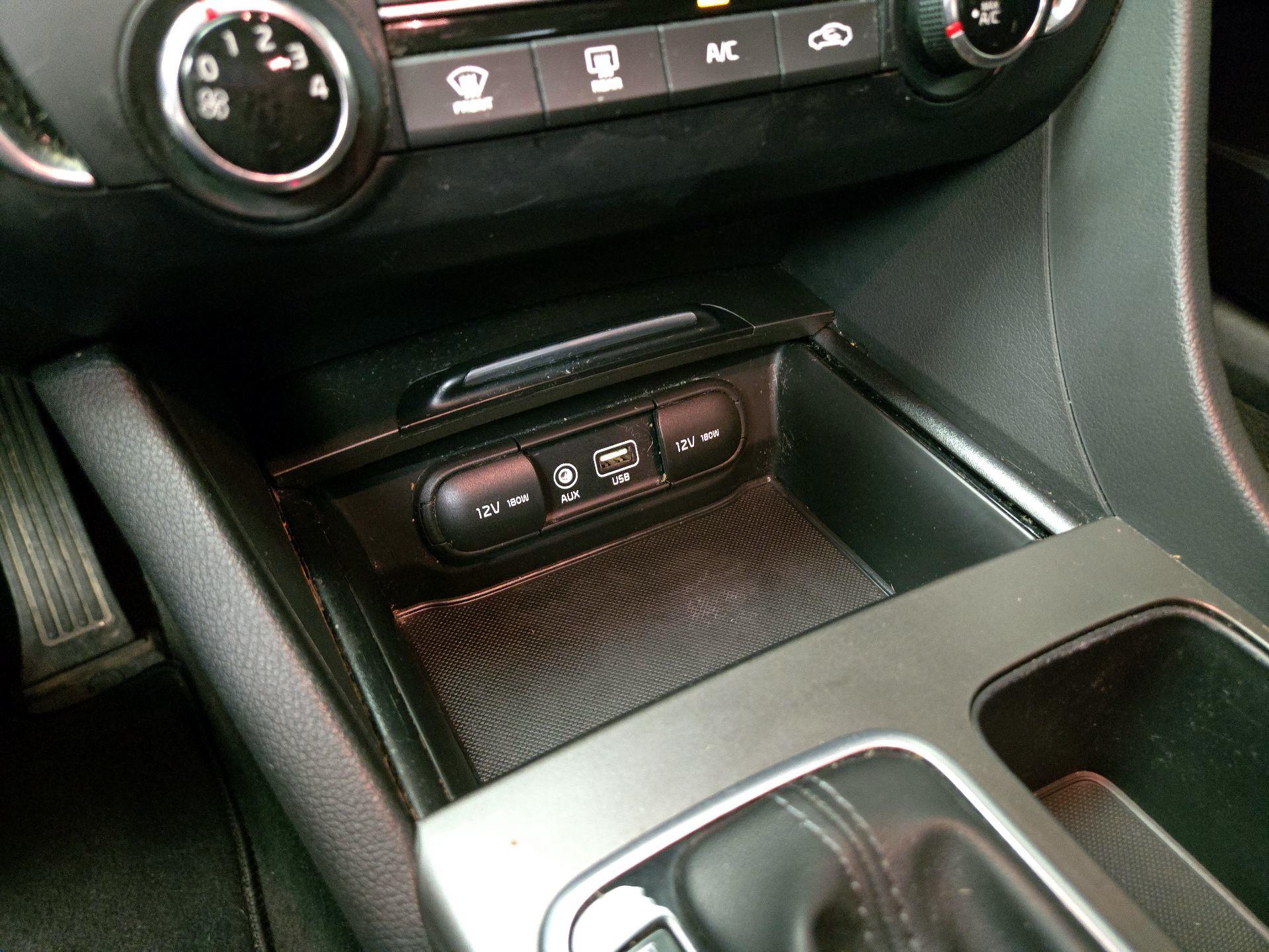 Thumbnail: 2019 Kia Optima - 18