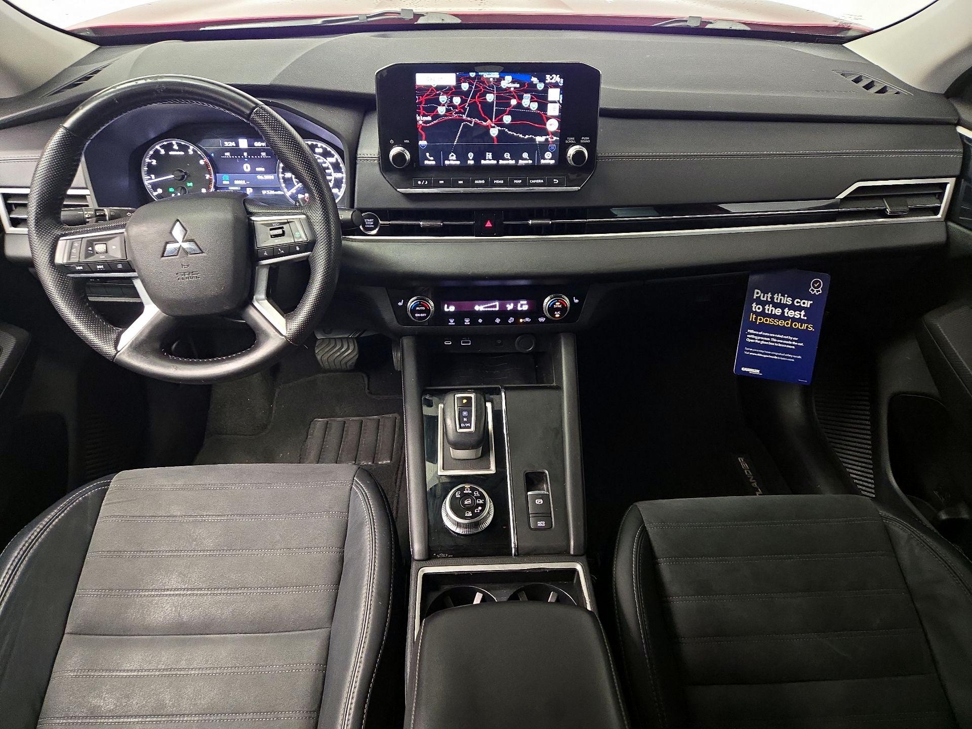 Thumbnail: 2022 Mitsubishi Outlander - 9