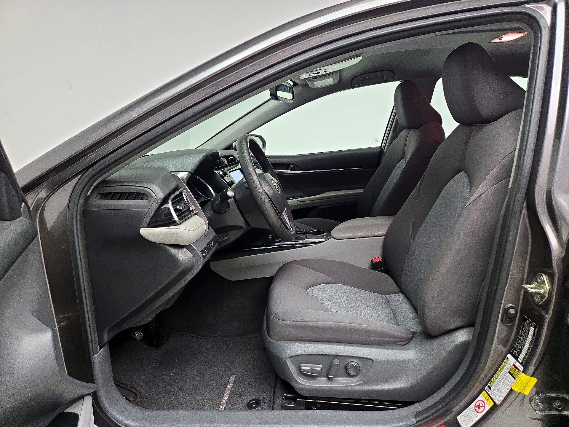 Thumbnail: 2019 Toyota Camry - 11