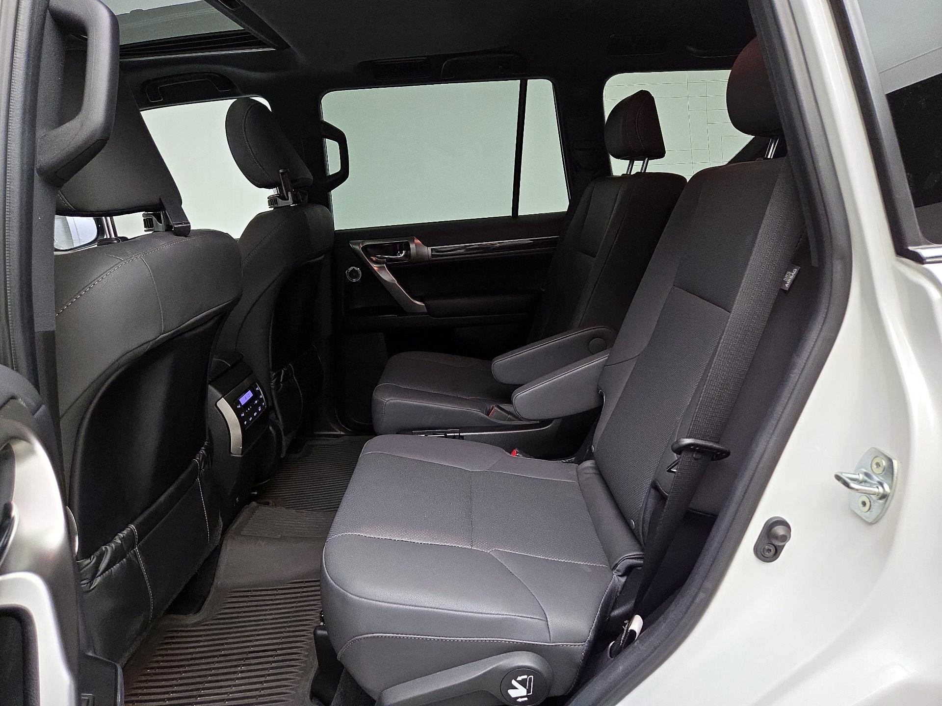 Thumbnail: 2023 Lexus GX - 20