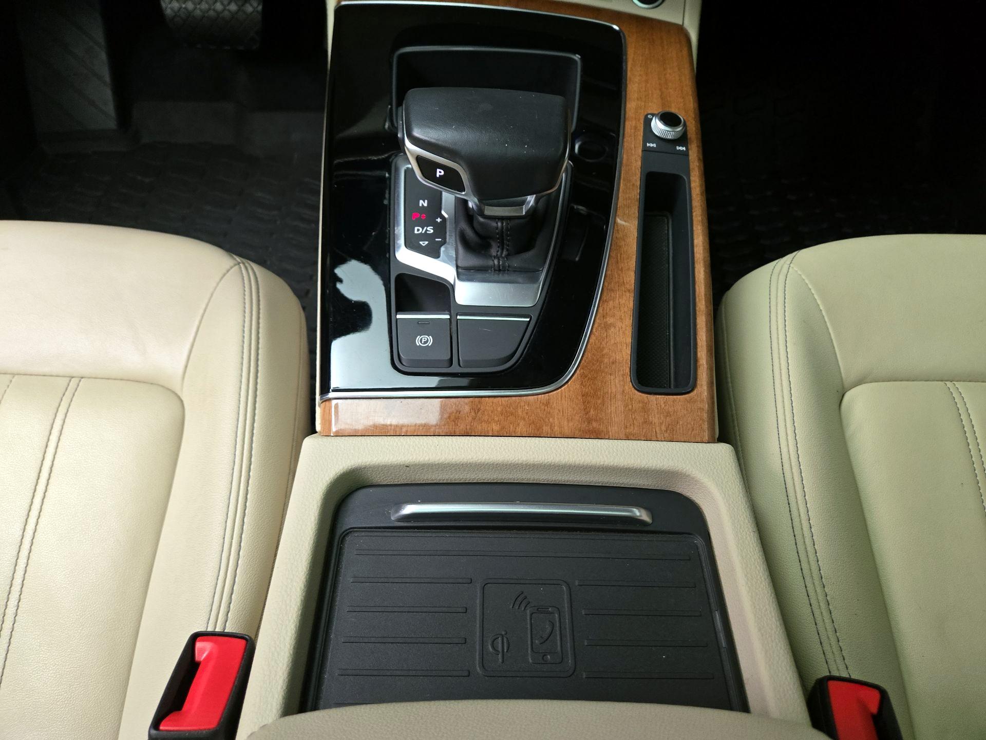 Thumbnail: 2021 Audi Q5 - 17