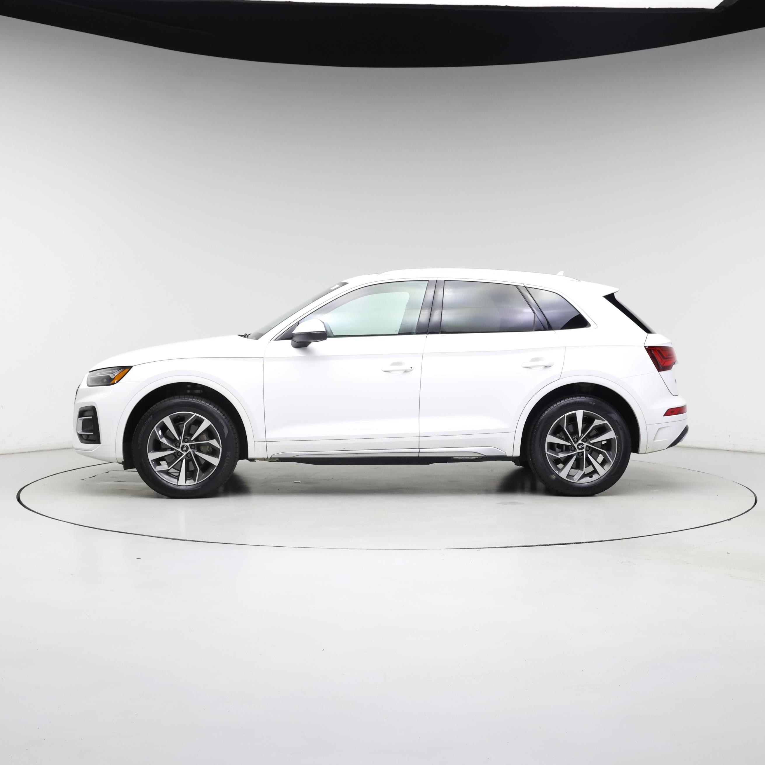 Thumbnail: 2021 Audi Q5 - 3