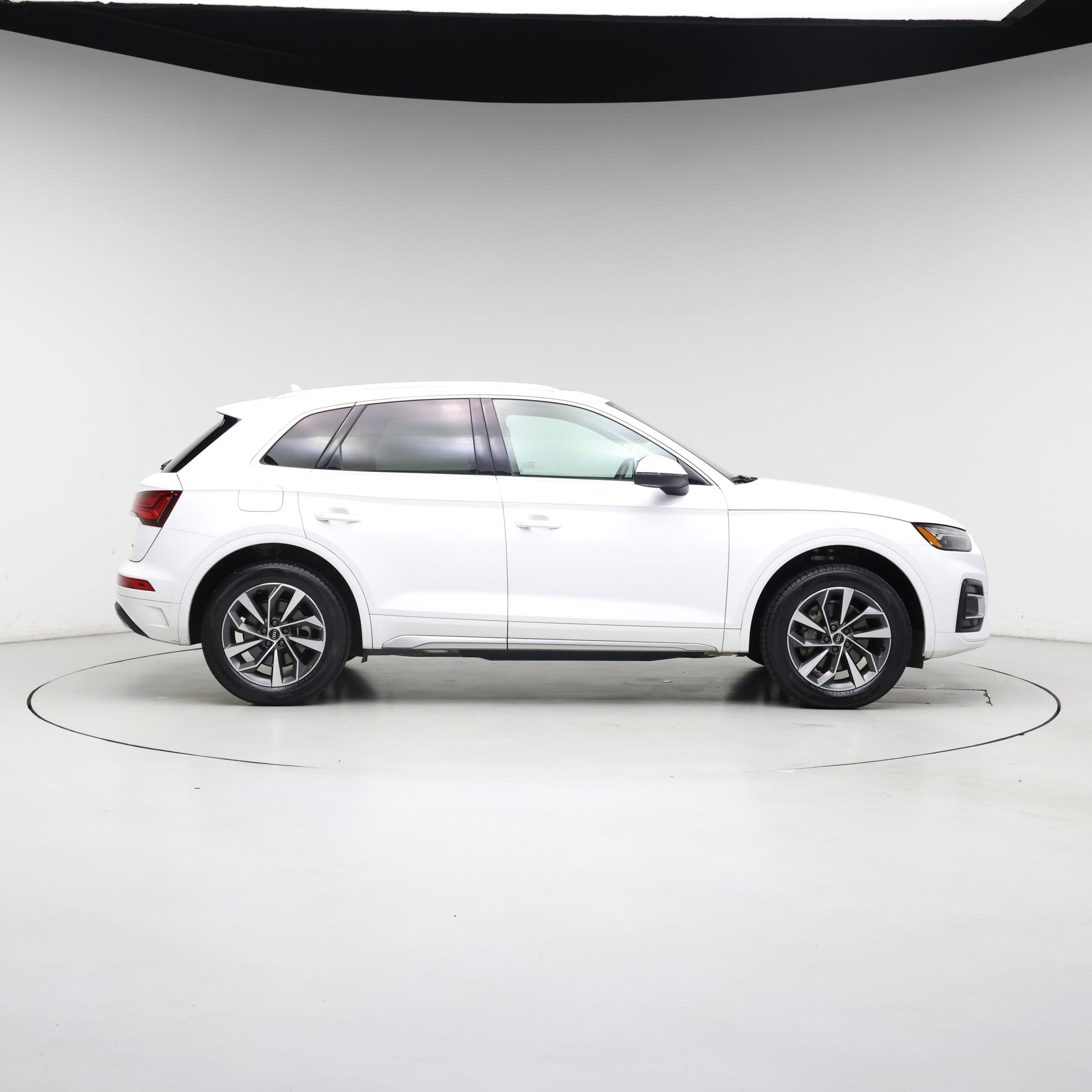 Thumbnail: 2021 Audi Q5 - 7