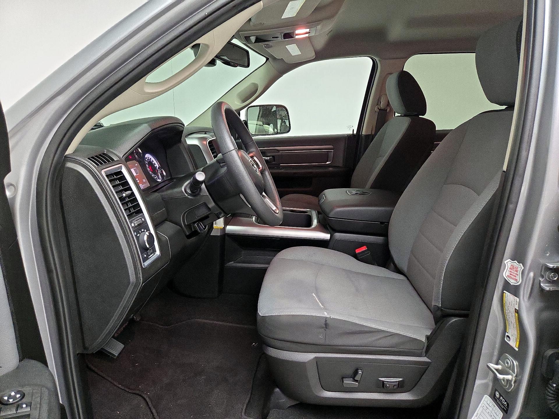 Thumbnail: 2022 RAM 1500 Classic - 11