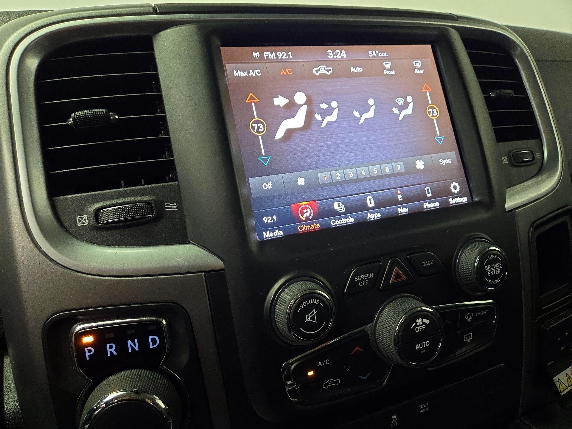 Thumbnail: 2022 RAM 1500 Classic - 17