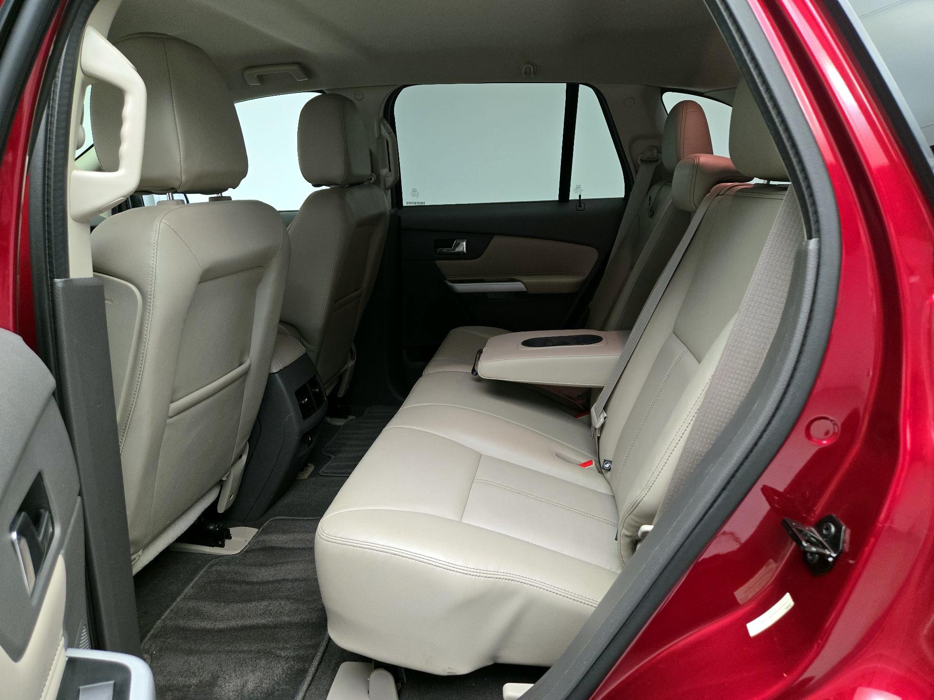 Thumbnail: 2014 Ford Edge - 19