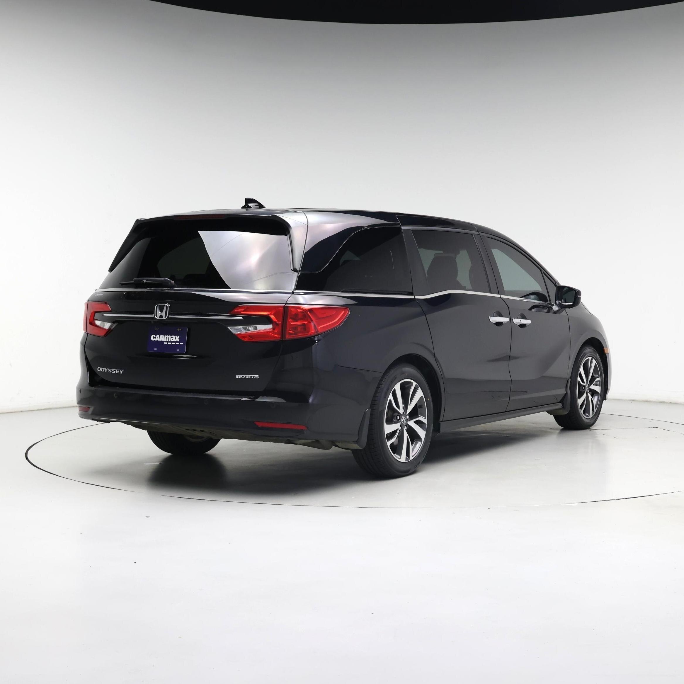 Thumbnail: 2023 Honda Odyssey - 8