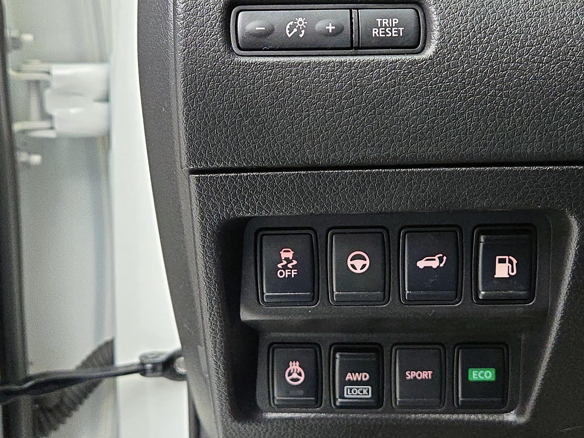 Thumbnail: 2019 Nissan Rogue - 13