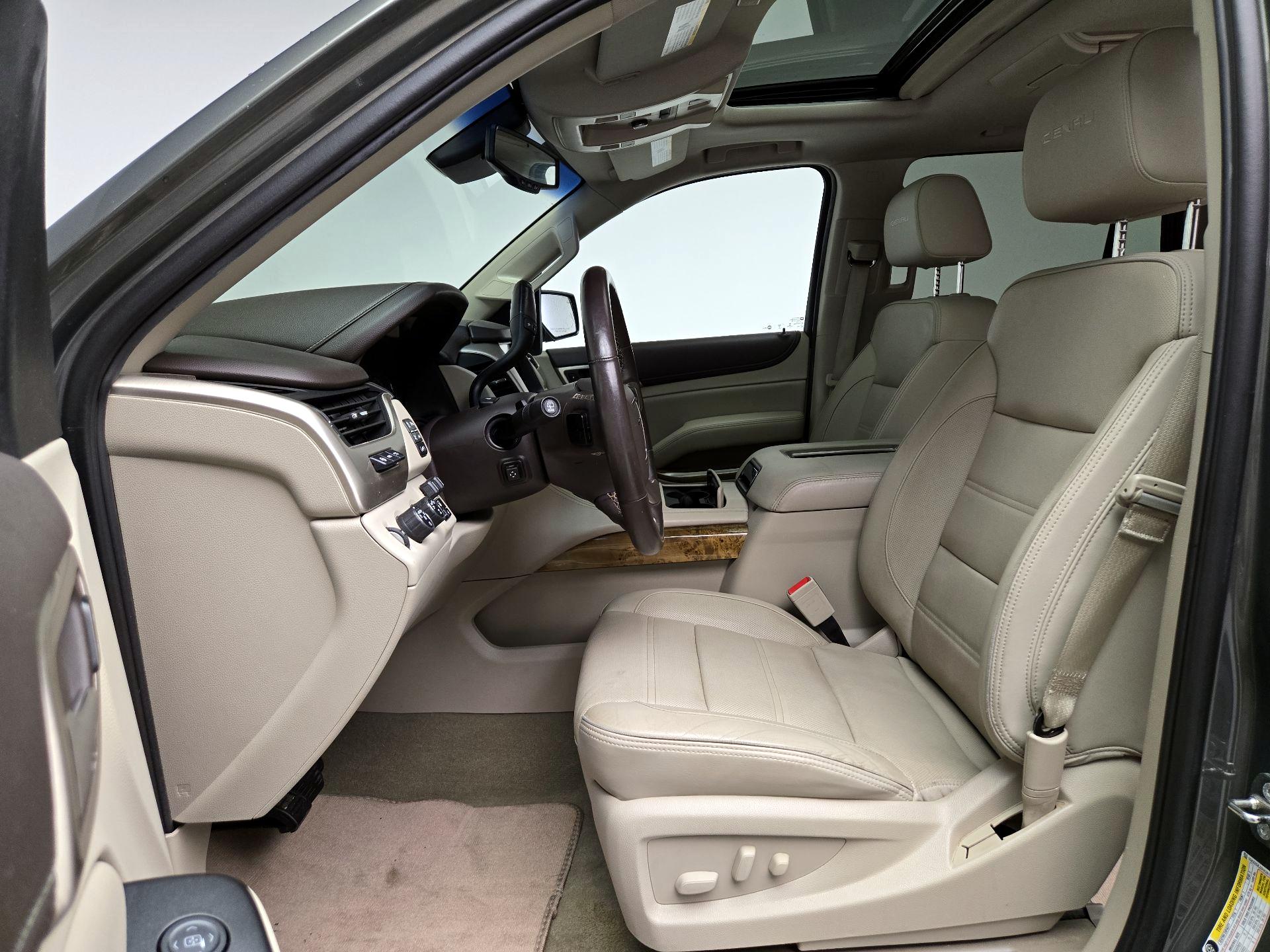 Thumbnail: 2017 GMC Yukon - 11