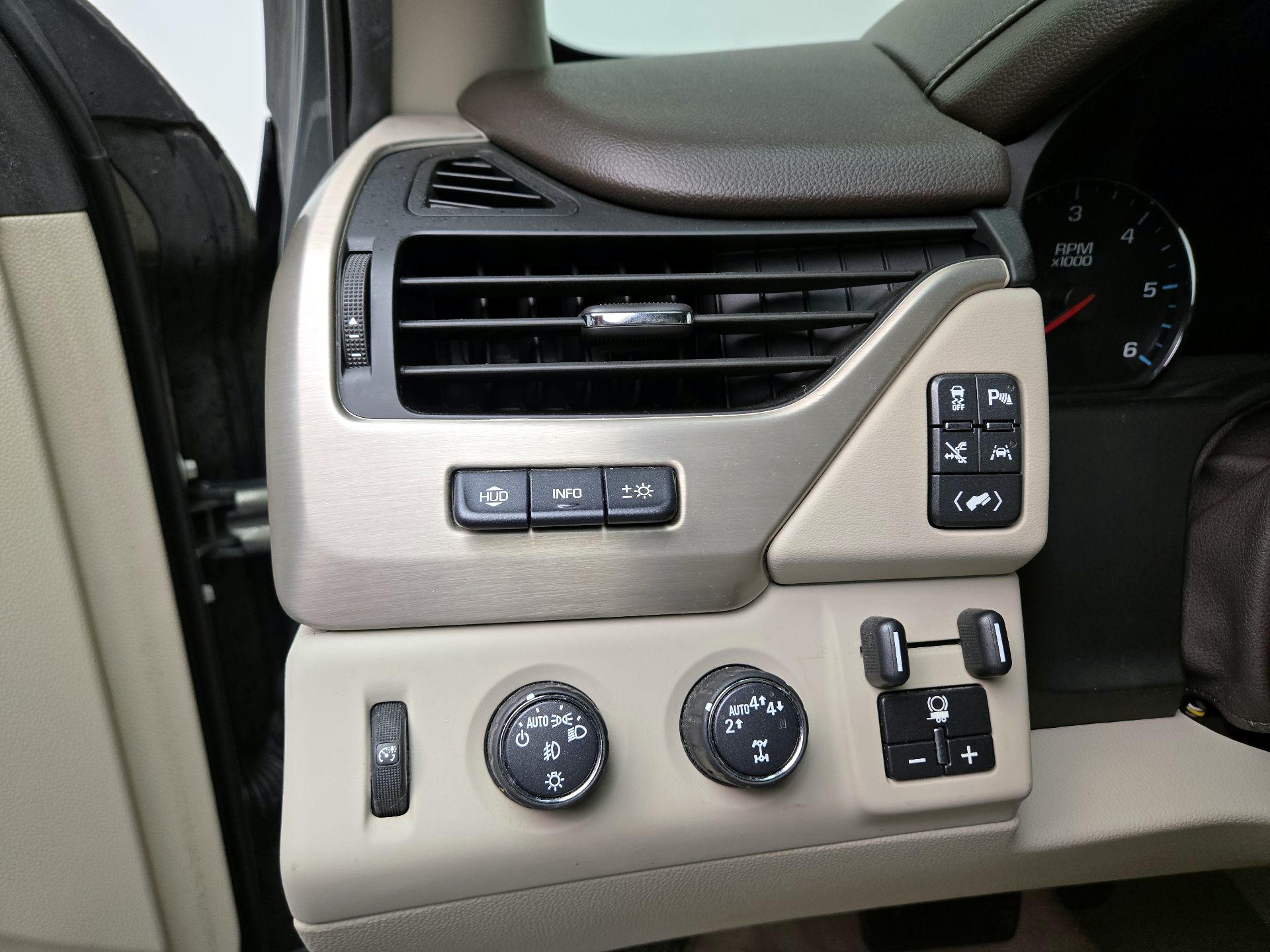 Thumbnail: 2017 GMC Yukon - 13