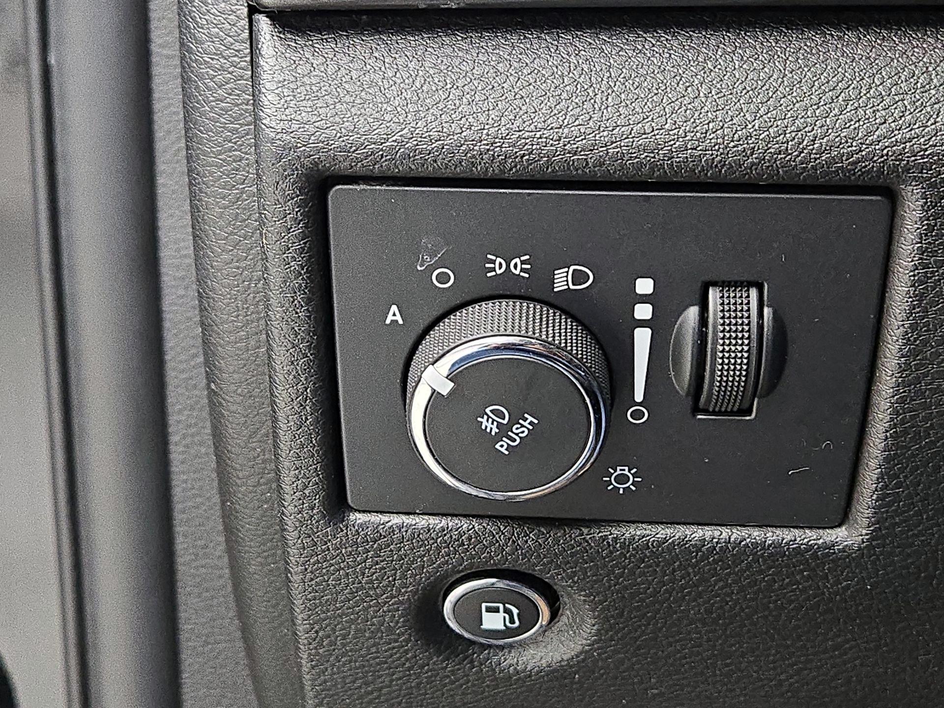 Thumbnail: 2021 Jeep Grand Cherokee - 13