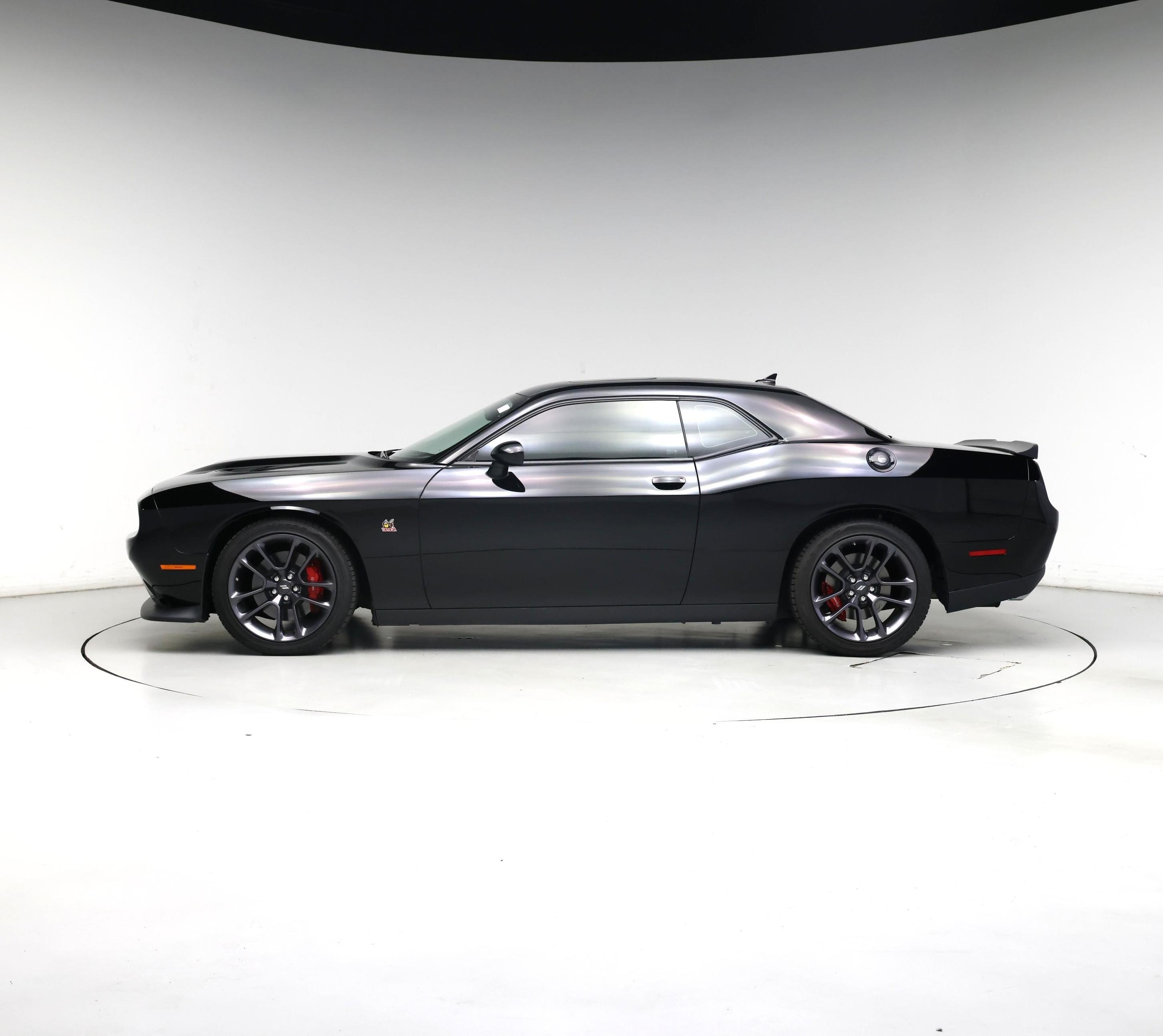 Thumbnail: 2021 Dodge Challenger - 3