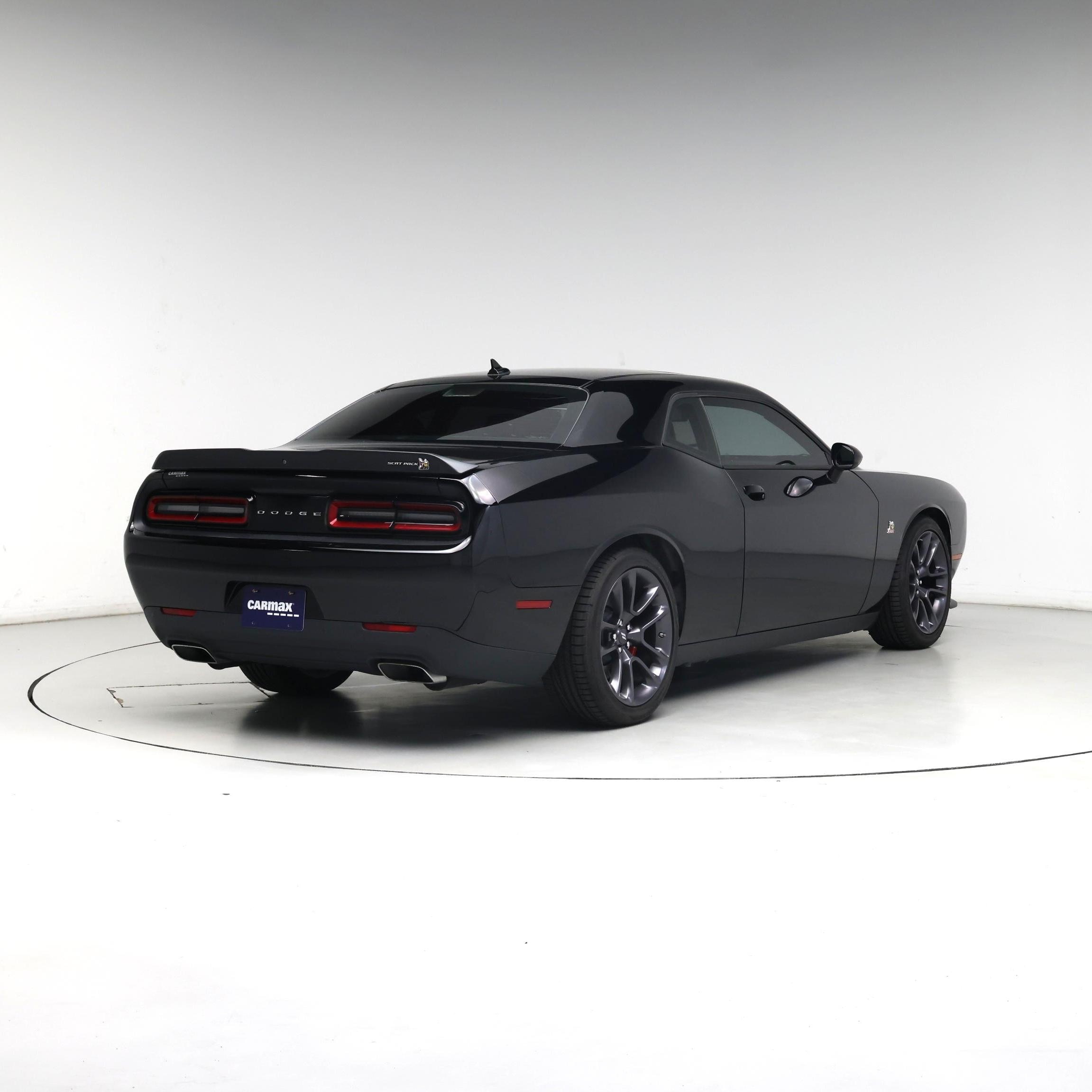 Thumbnail: 2021 Dodge Challenger - 8