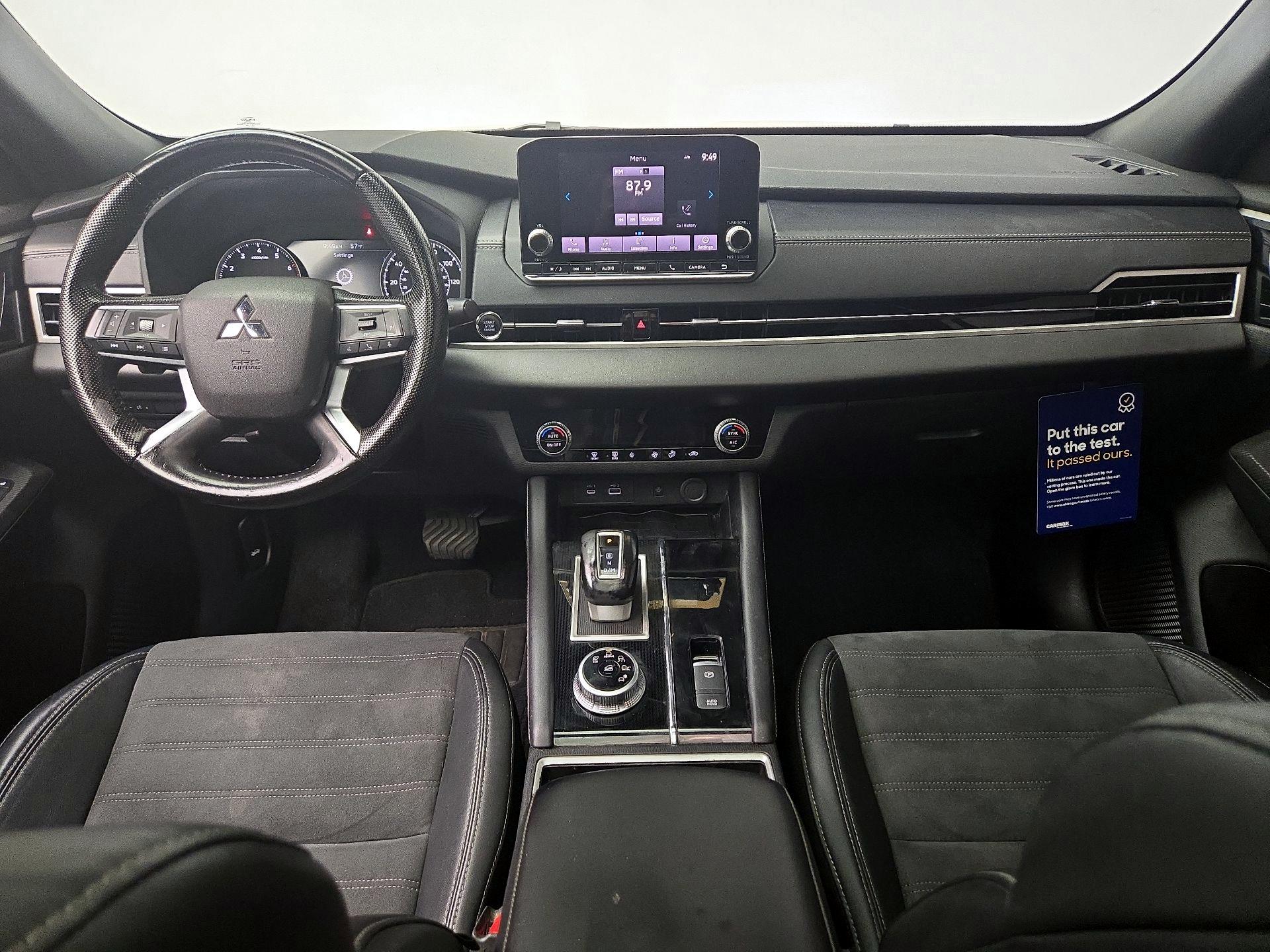 Thumbnail: 2022 Mitsubishi Outlander - 9