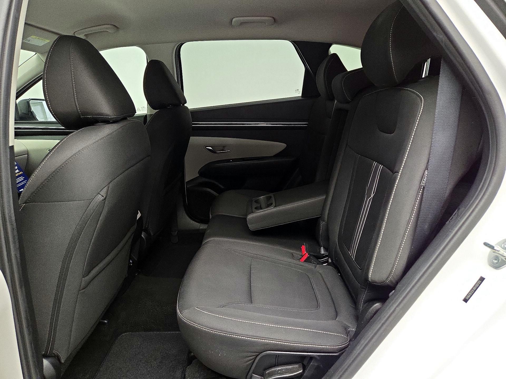 Thumbnail: 2024 Hyundai Tucson - 19