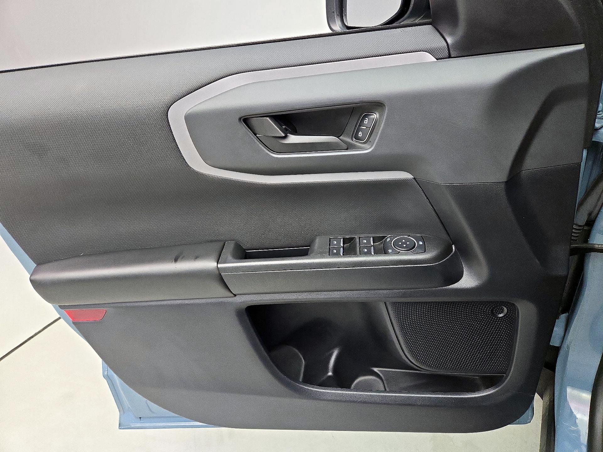 Thumbnail: 2023 Ford Bronco Sport - 12