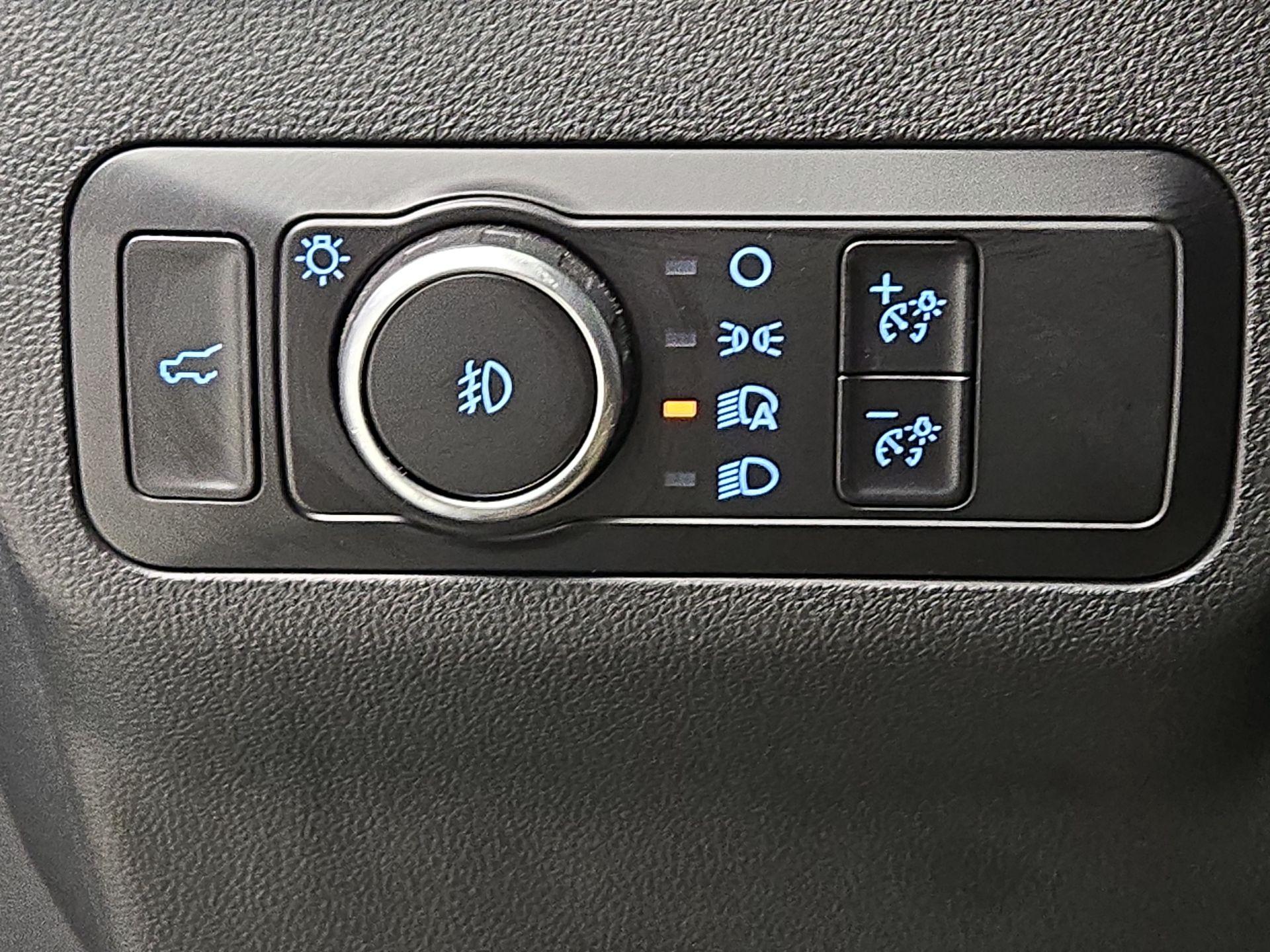 Thumbnail: 2023 Ford Bronco Sport - 13