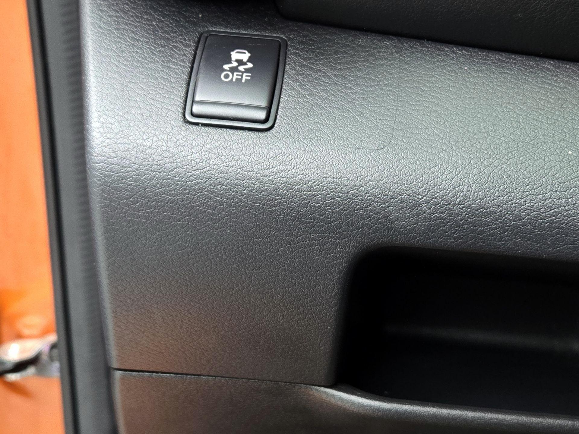 Thumbnail: 2019 Nissan Kicks - 13