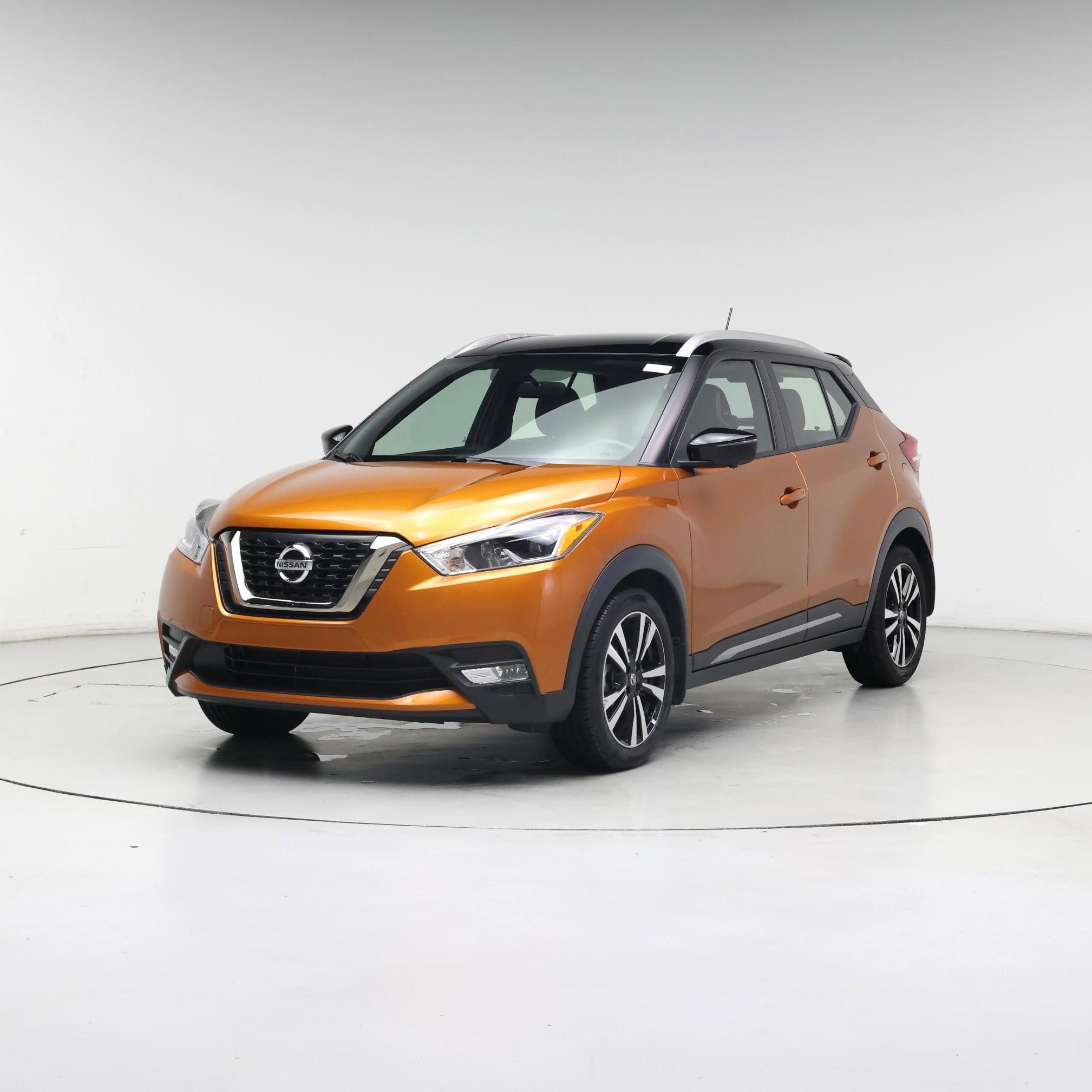 Thumbnail: 2019 Nissan Kicks - 4