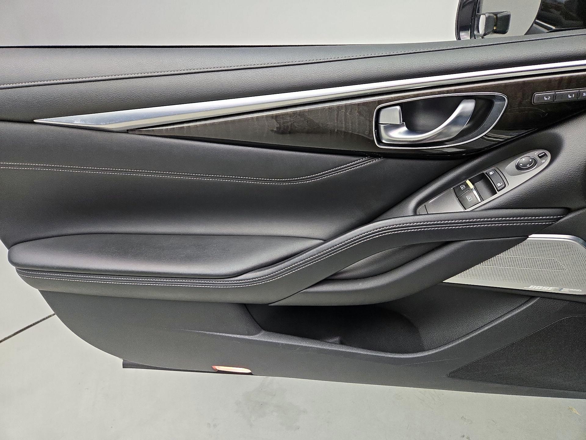 Thumbnail: 2017 INFINITI Q60 - 12