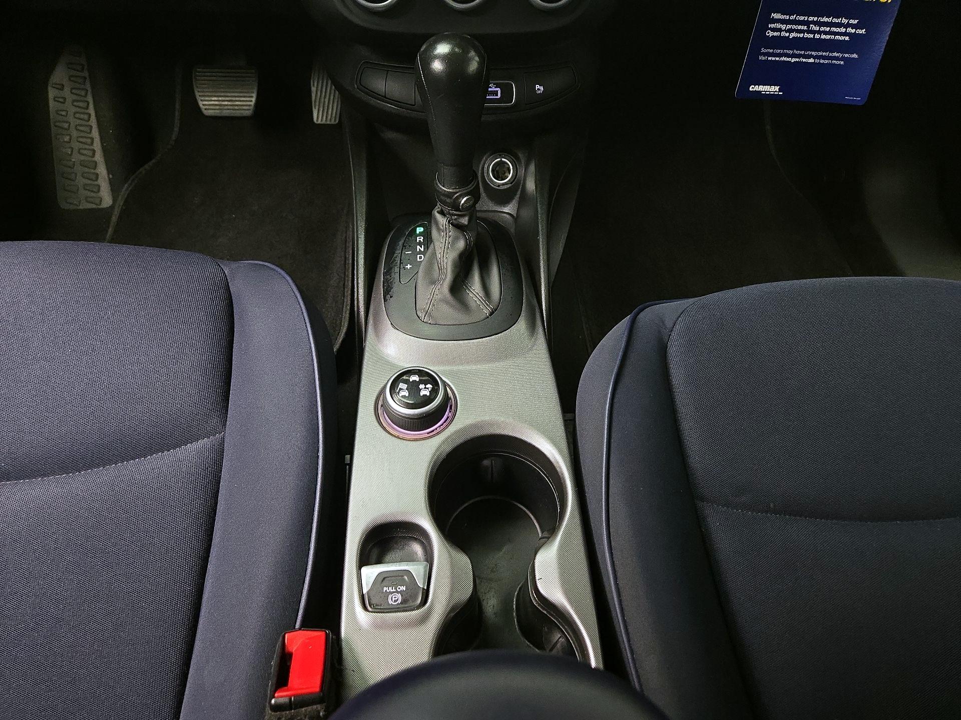 Thumbnail: 2022 Fiat 500X - 17