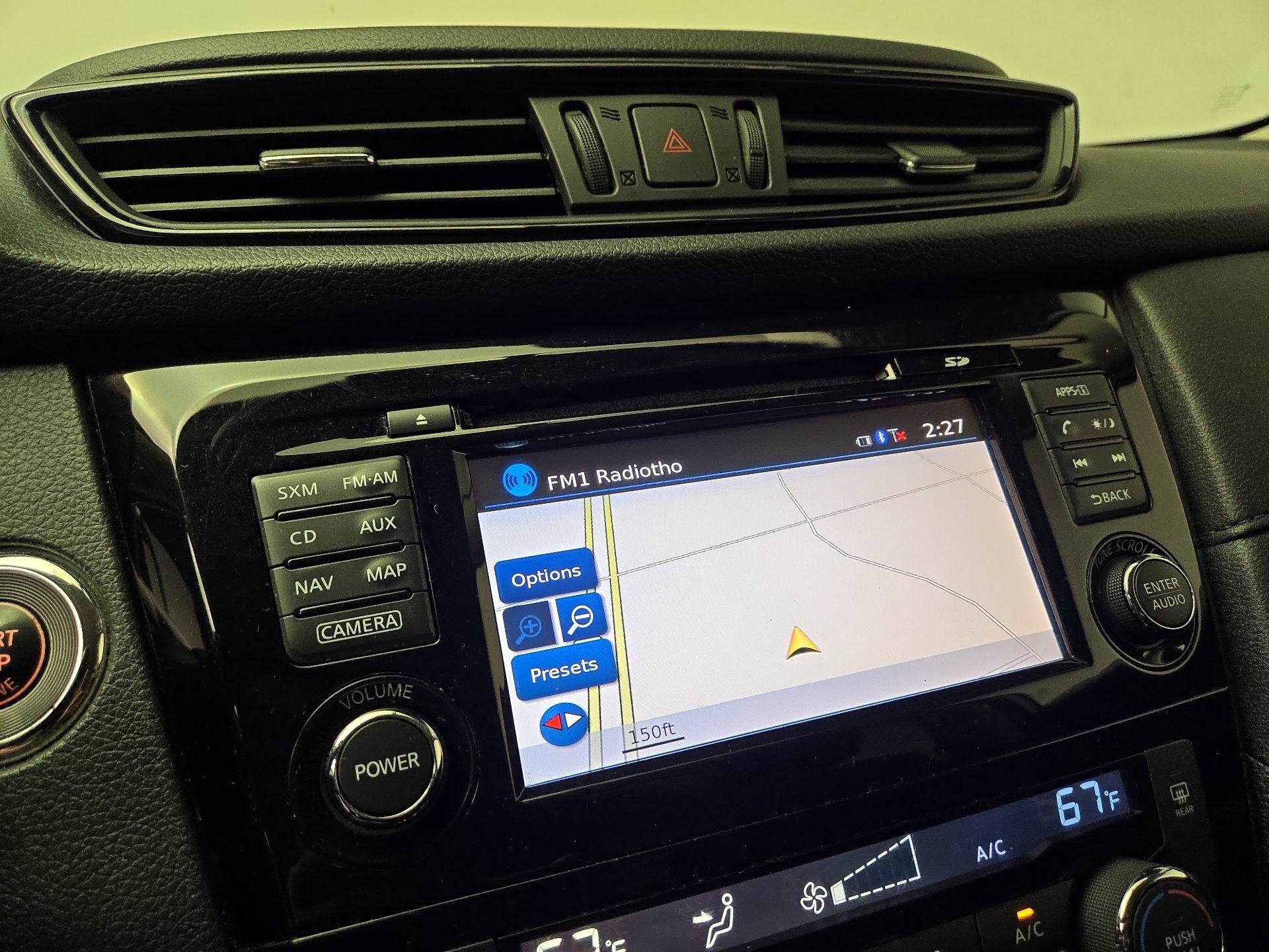 Thumbnail: 2017 Nissan Rogue - 14