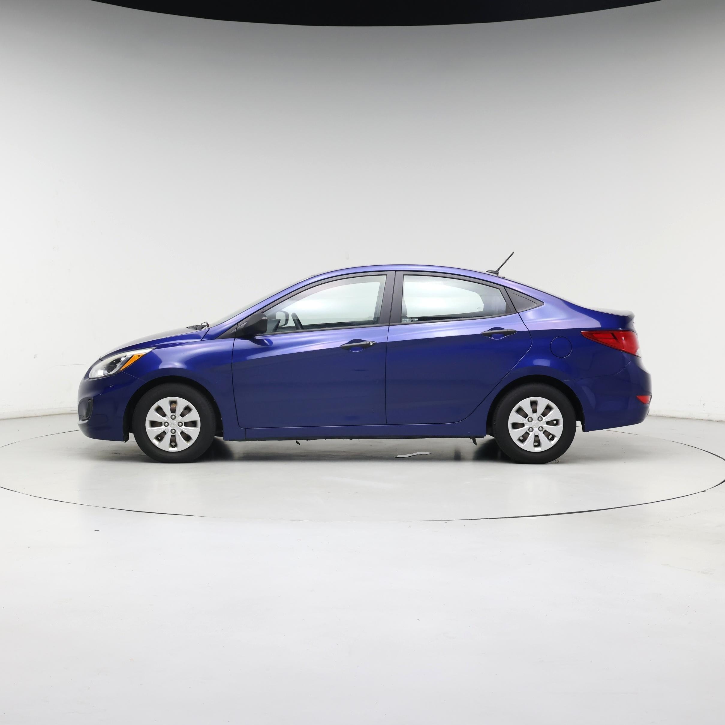 Thumbnail: 2016 Hyundai Accent - 3