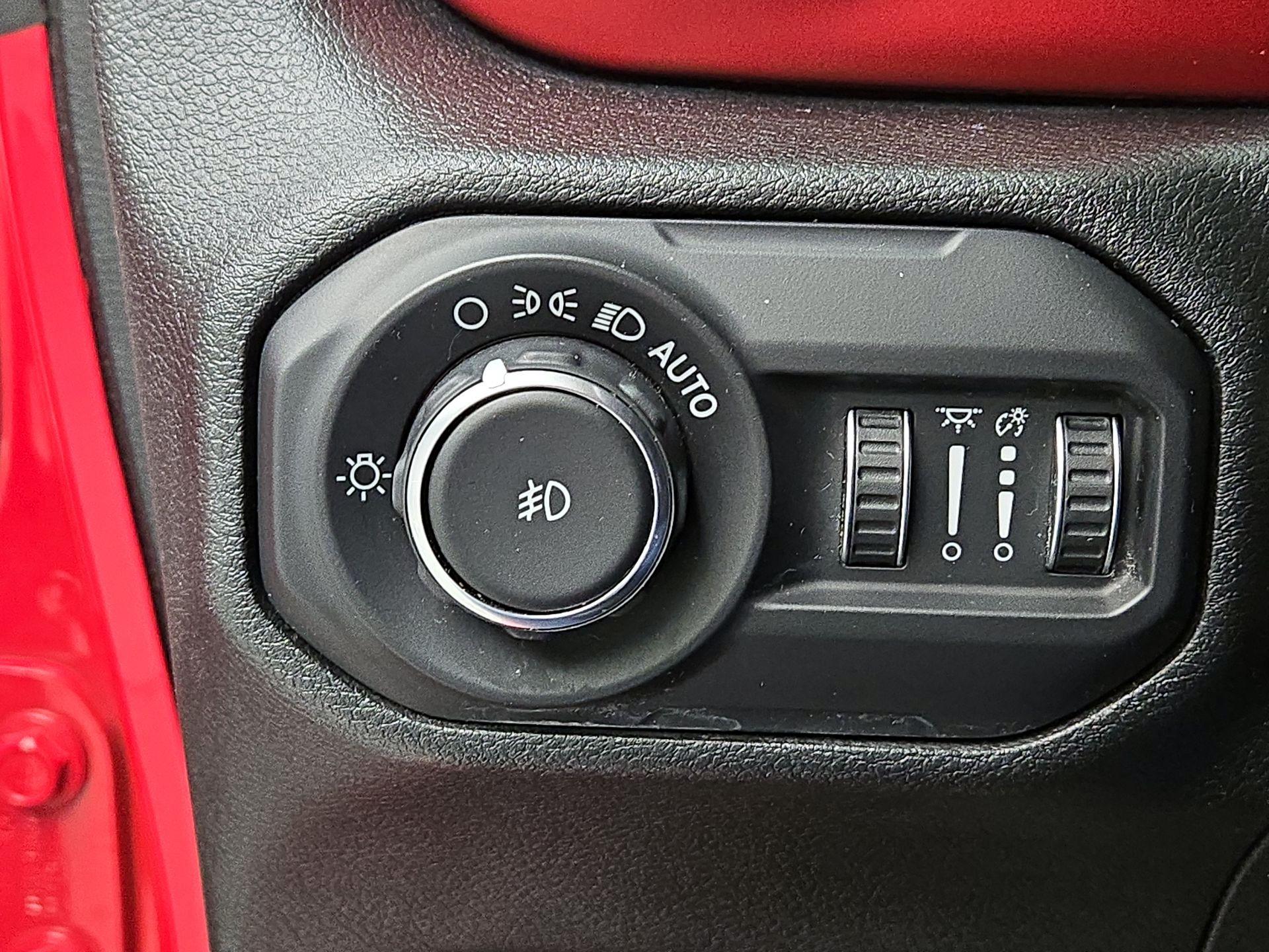 Thumbnail: 2021 Jeep Wrangler - 13