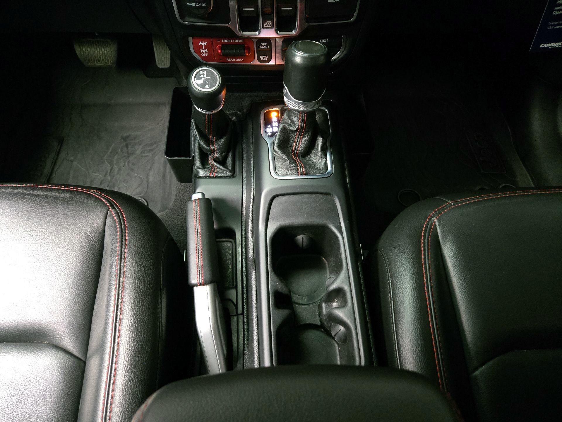 Thumbnail: 2021 Jeep Wrangler - 18