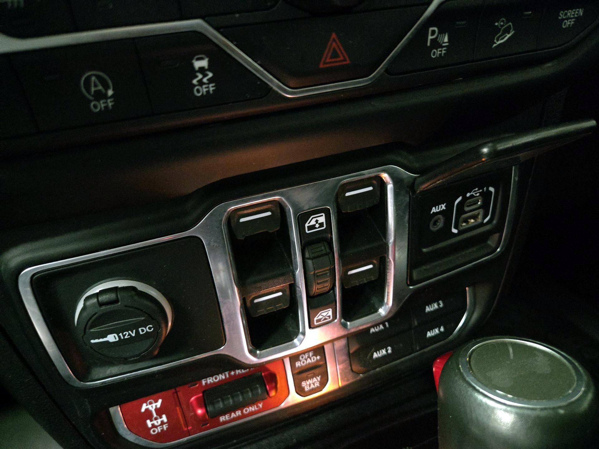 Thumbnail: 2021 Jeep Wrangler - 19