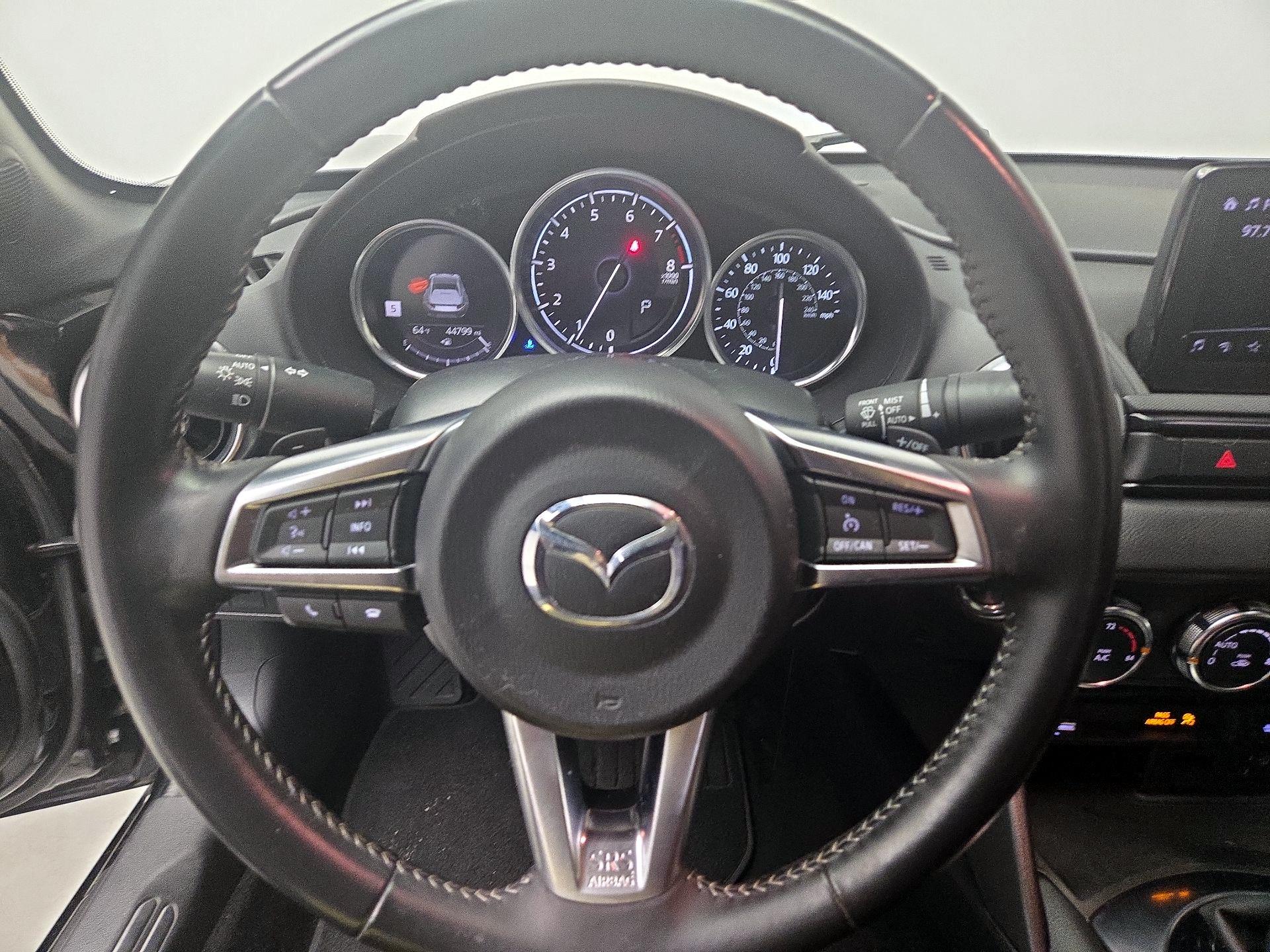 Thumbnail: 2021 Mazda MX-5 Miata - 10