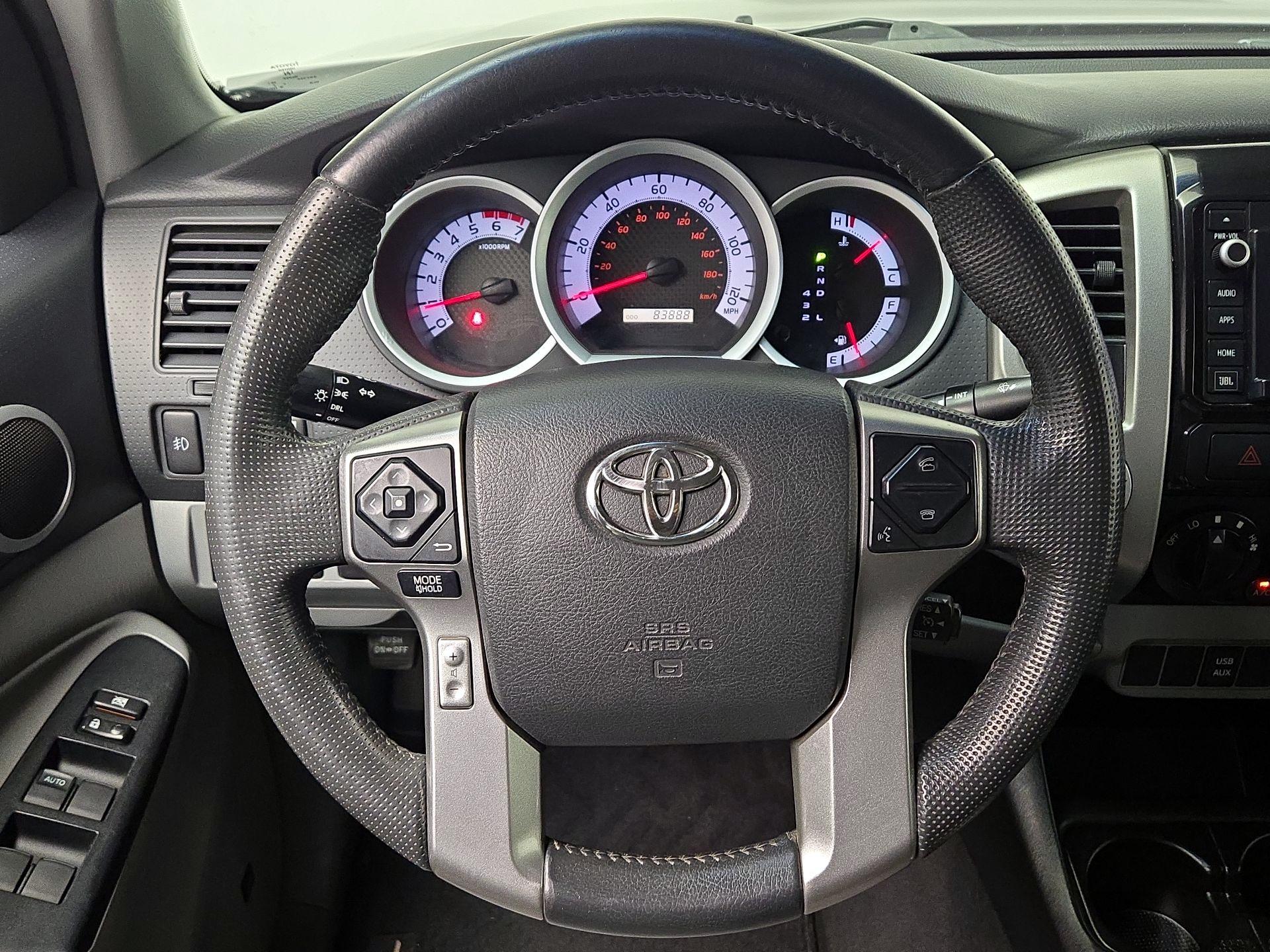 Thumbnail: 2014 Toyota Tacoma - 10